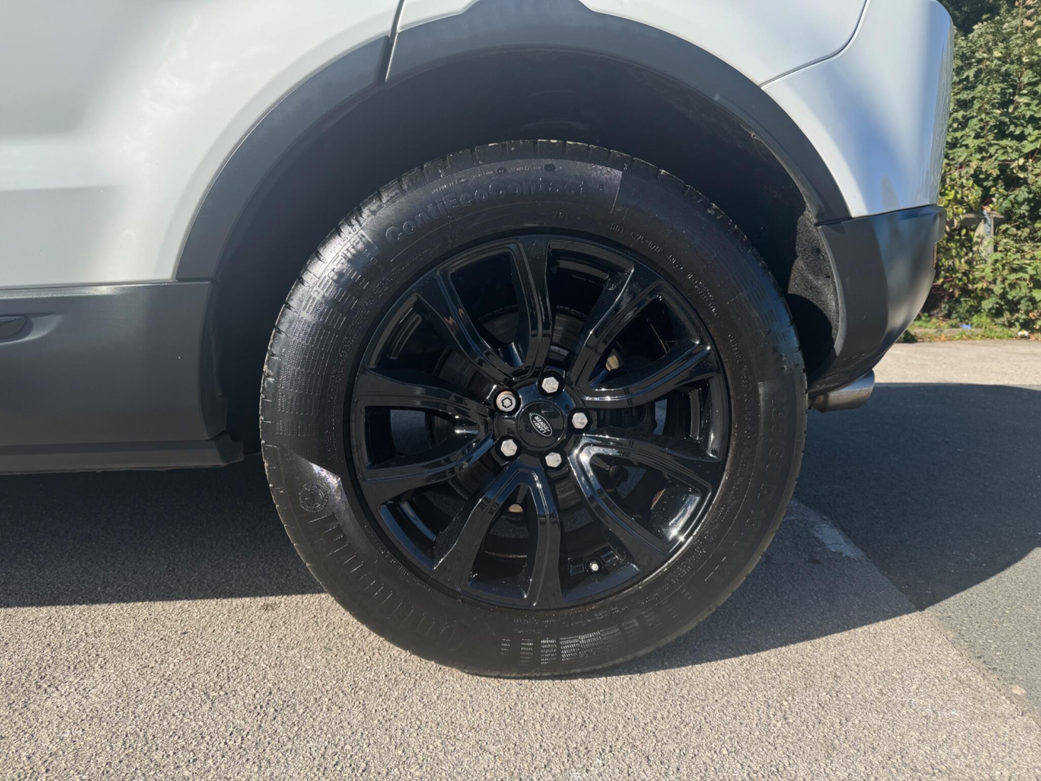 Land Rover Range Rover Evoque view 11