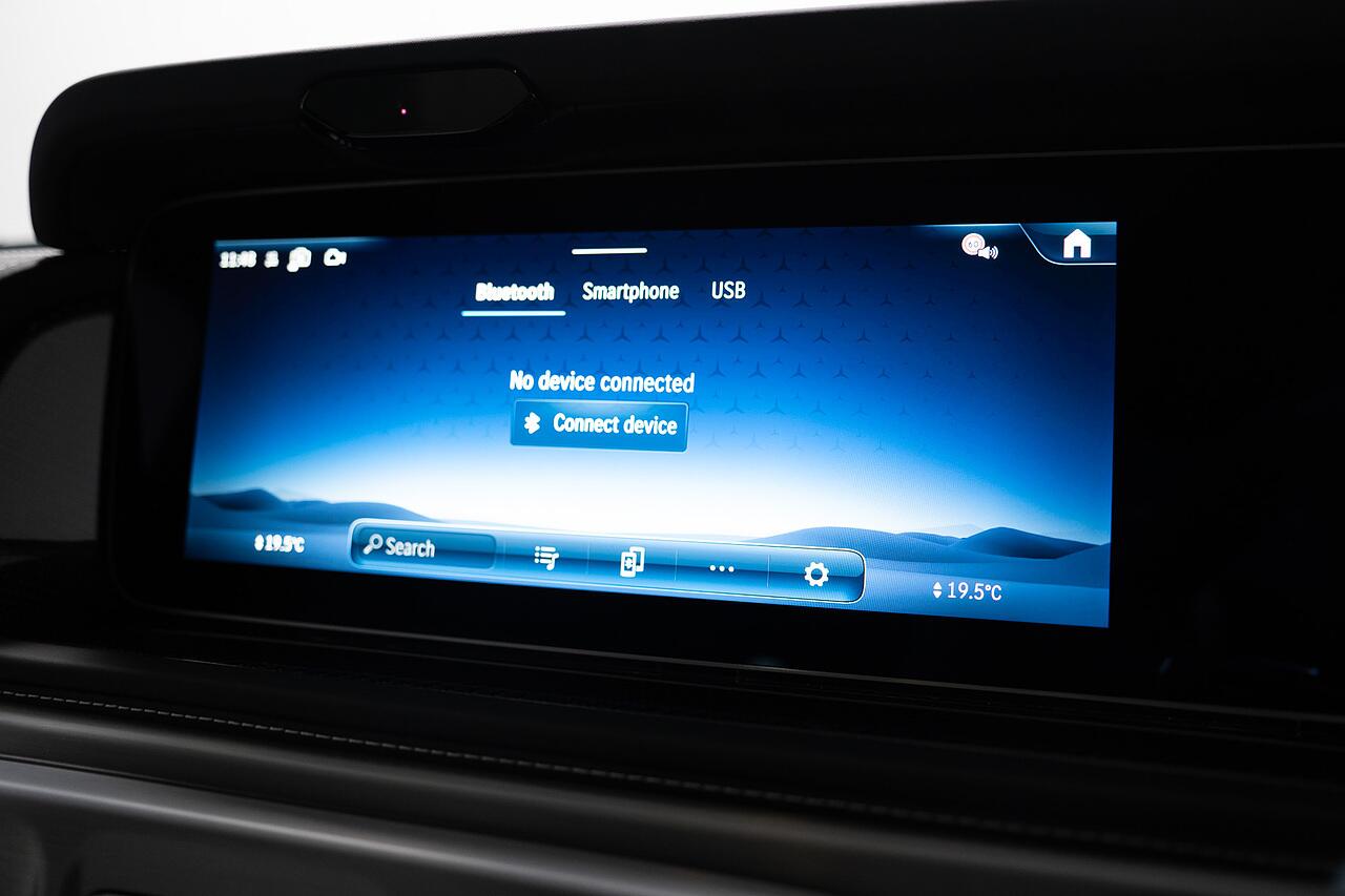 Mercedes-Benz G-Class view 19
