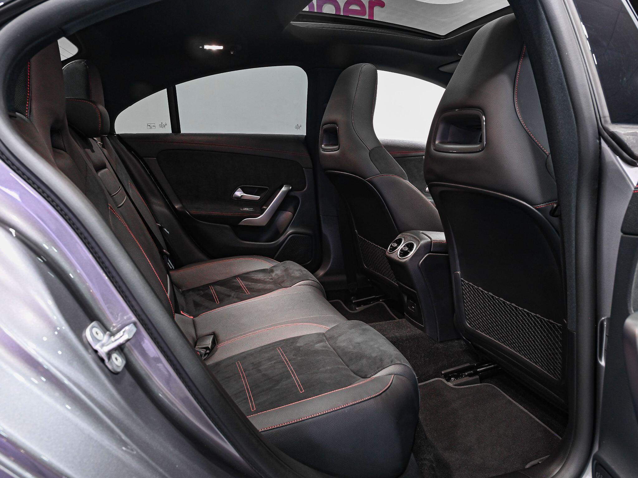 Mercedes-Benz Cla view 27
