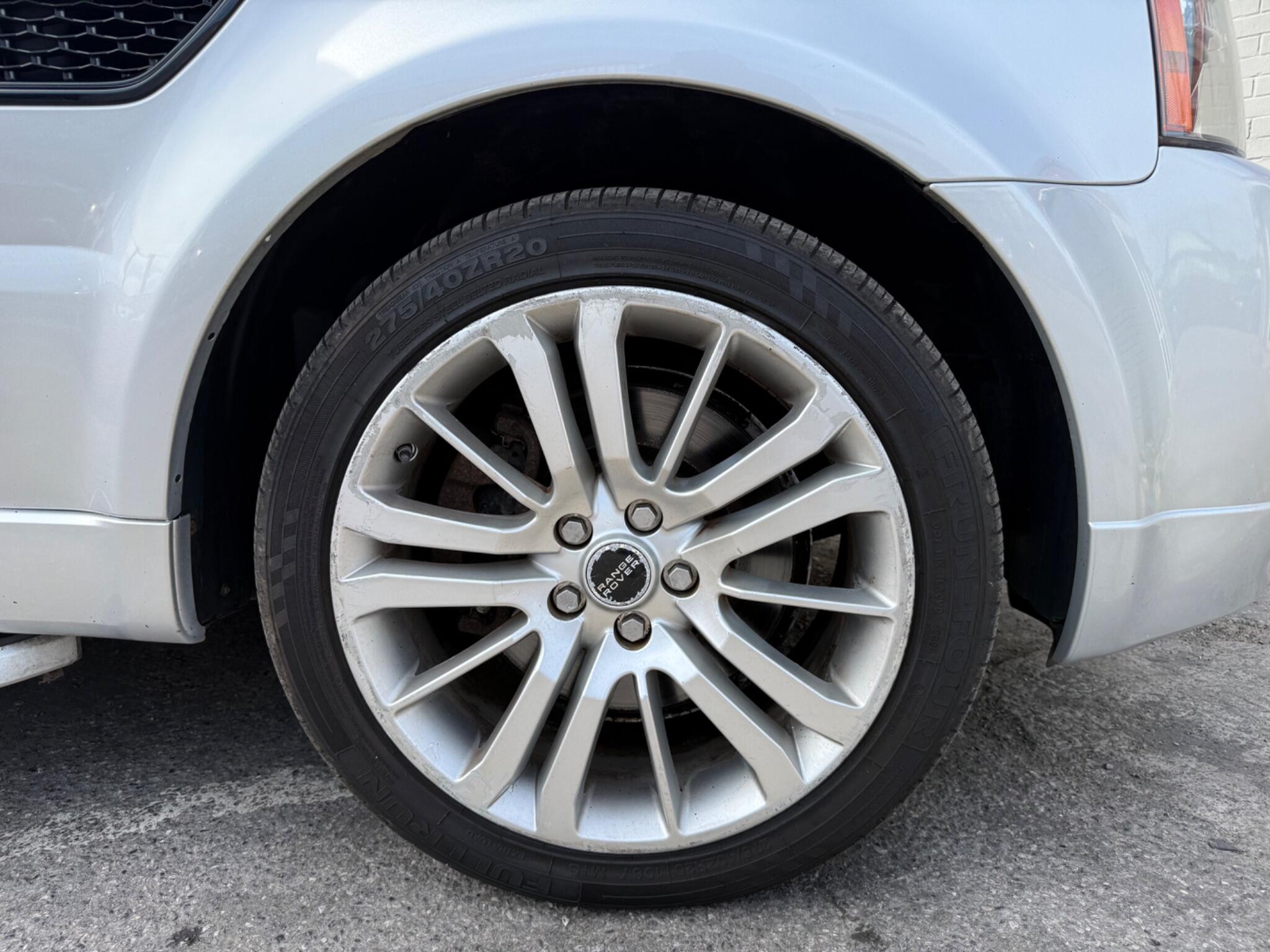 Land Rover Range Rover Sport view 18