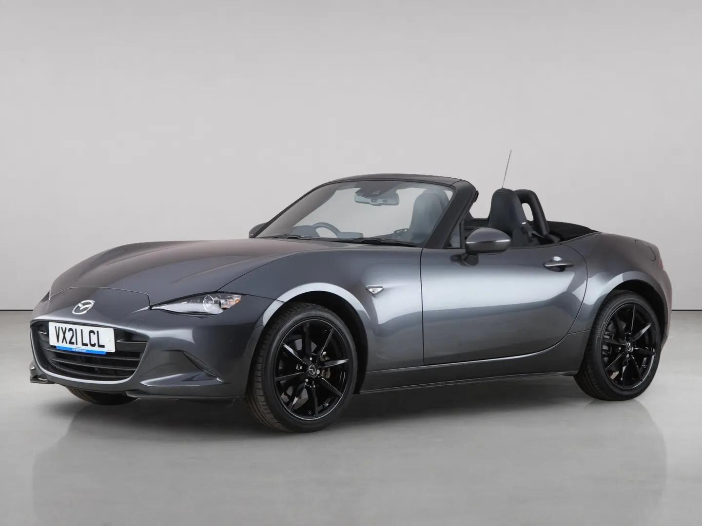 Mazda MX-5 view 2