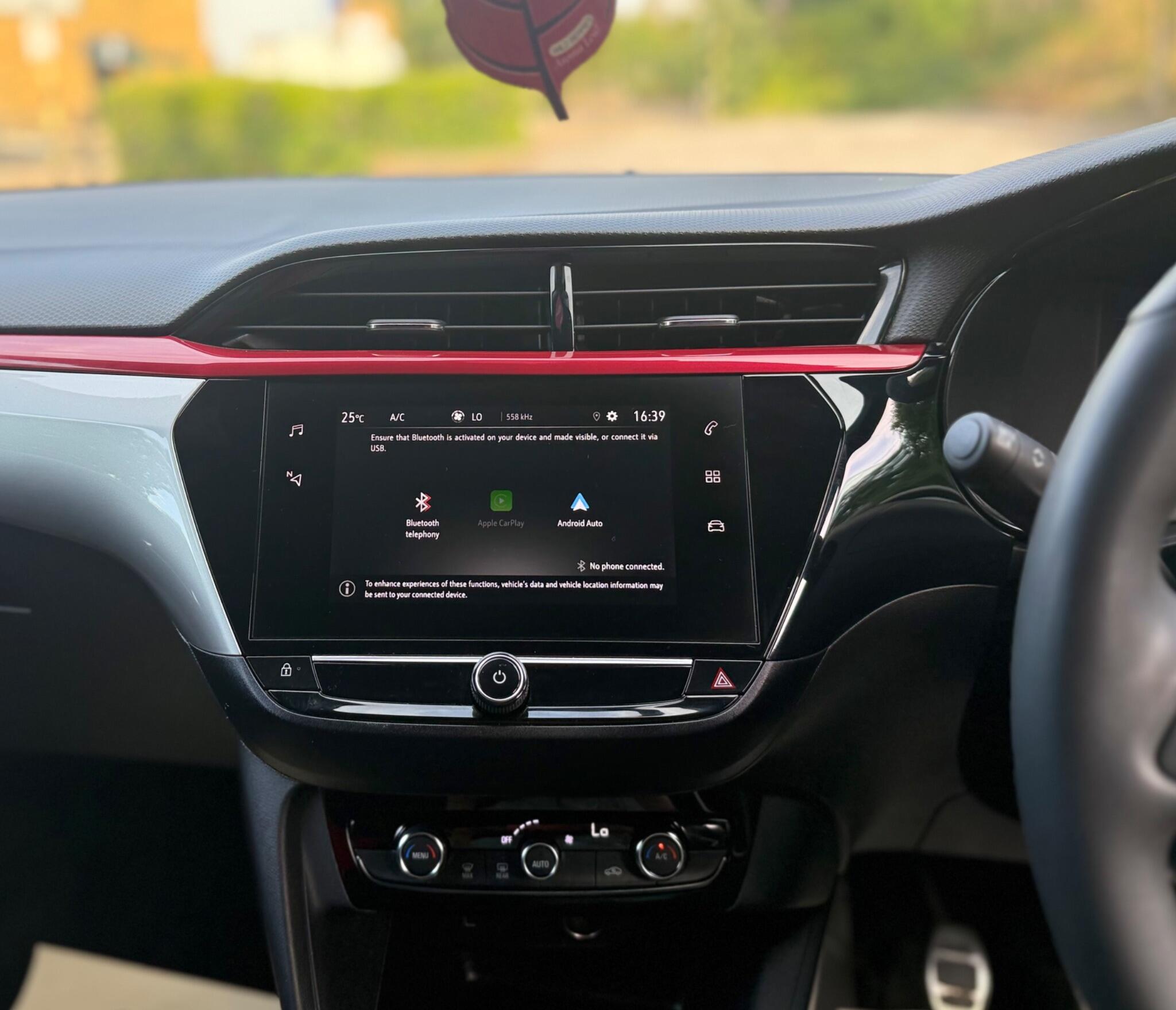 Vauxhall Corsa view 21