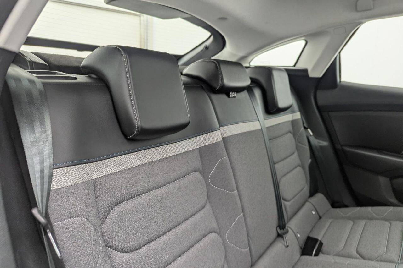 Citroen C4 view 19