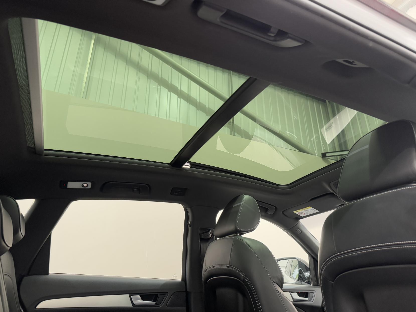 Audi SQ5 view 51