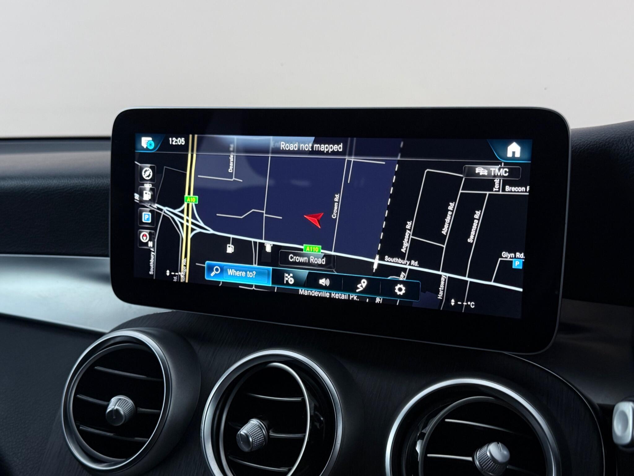 Mercedes-Benz GLC view 25
