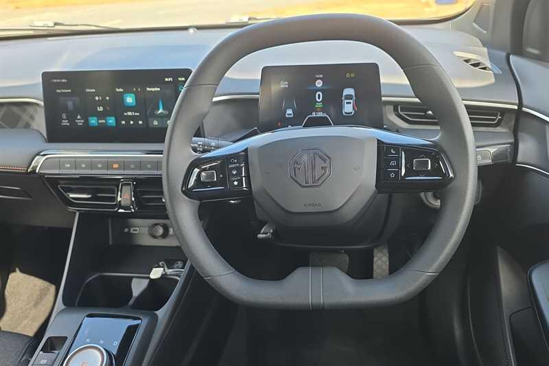 MG MG3 view 11