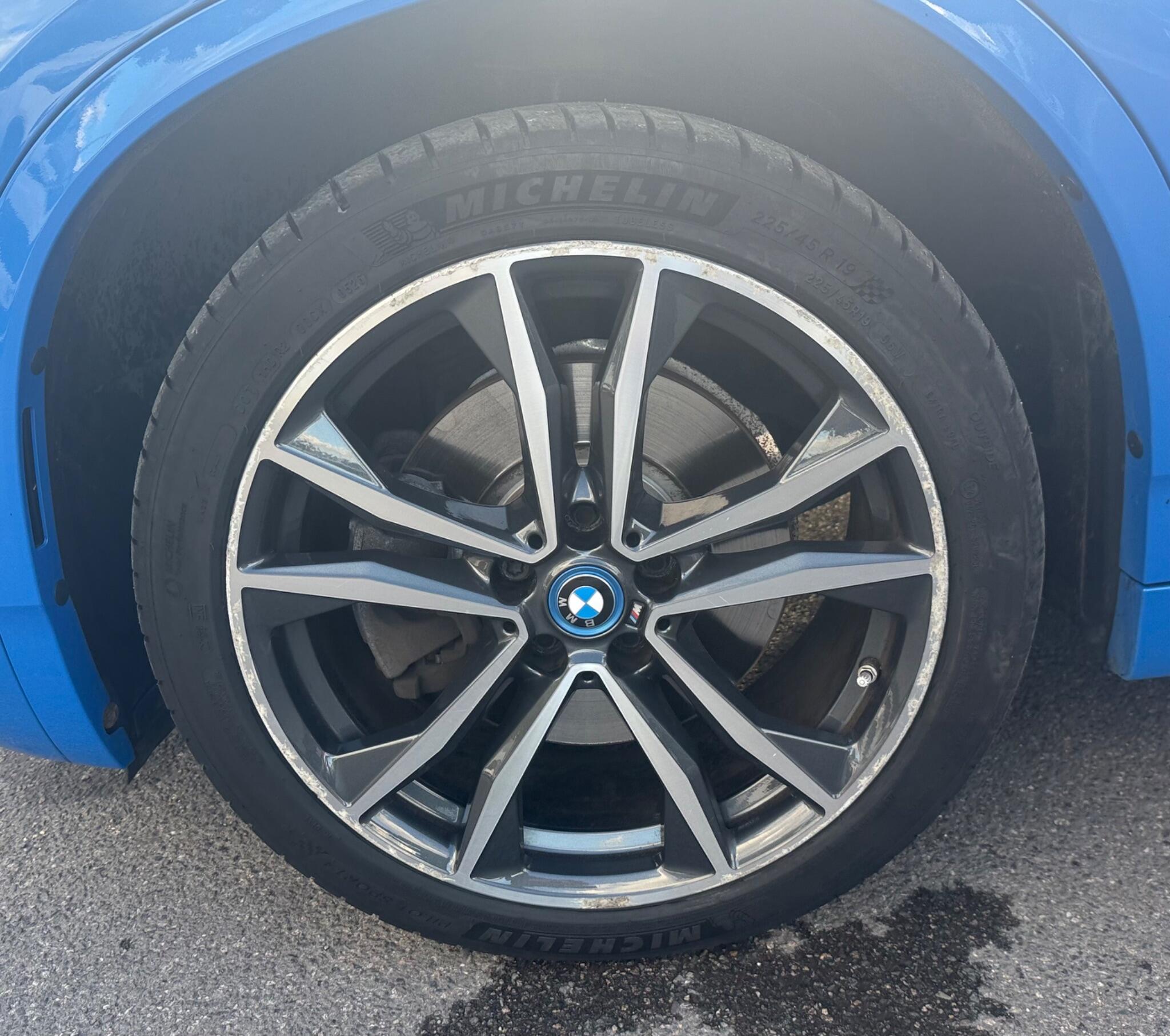 BMW X2 view 25