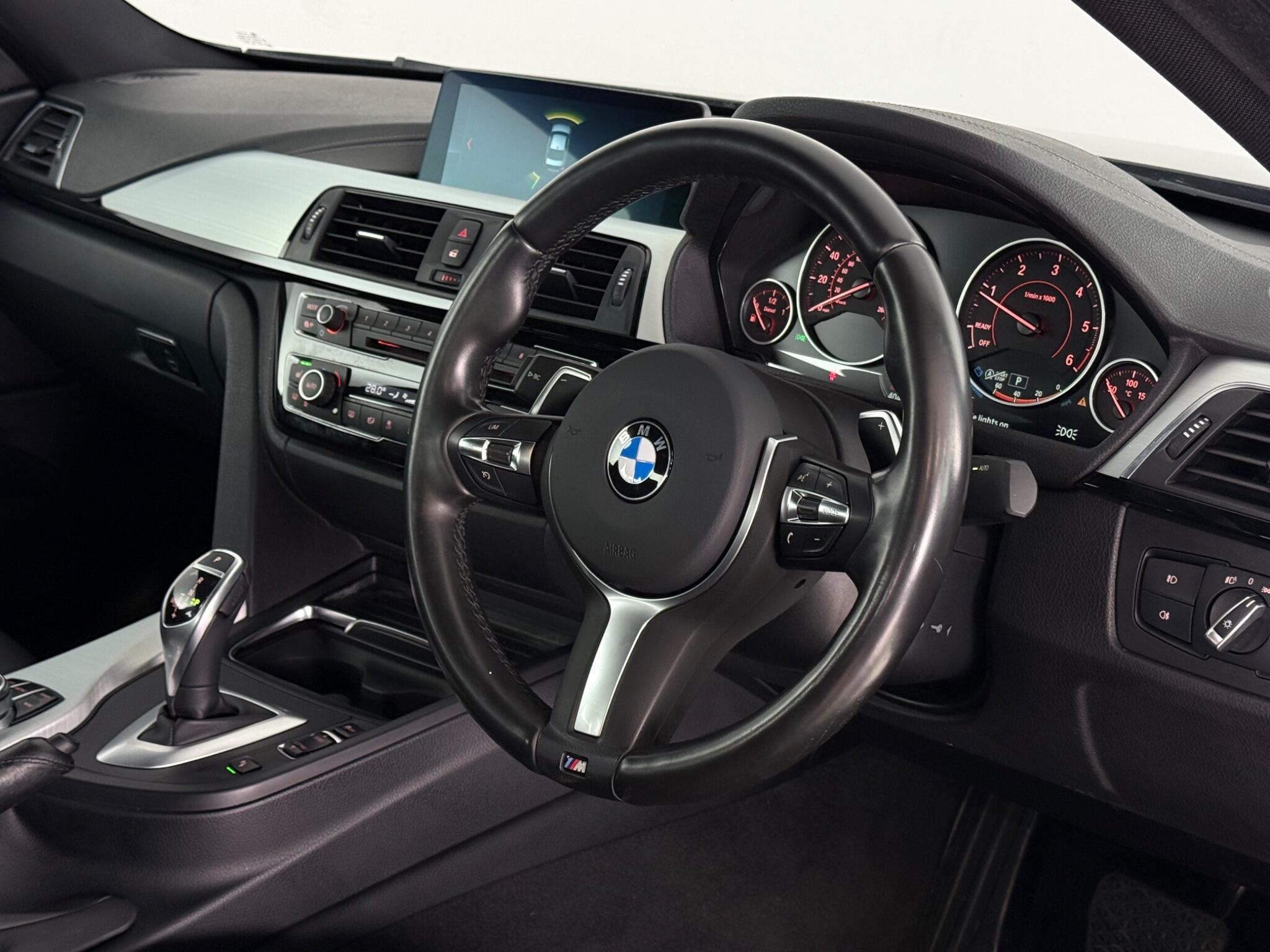BMW 4 Series view 3