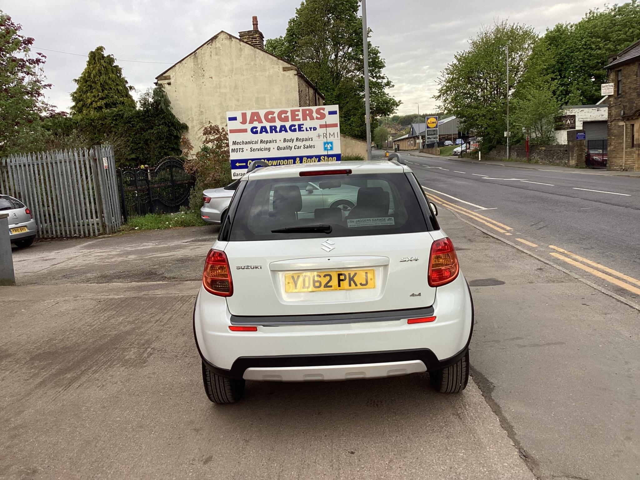 Suzuki SX4 view 7