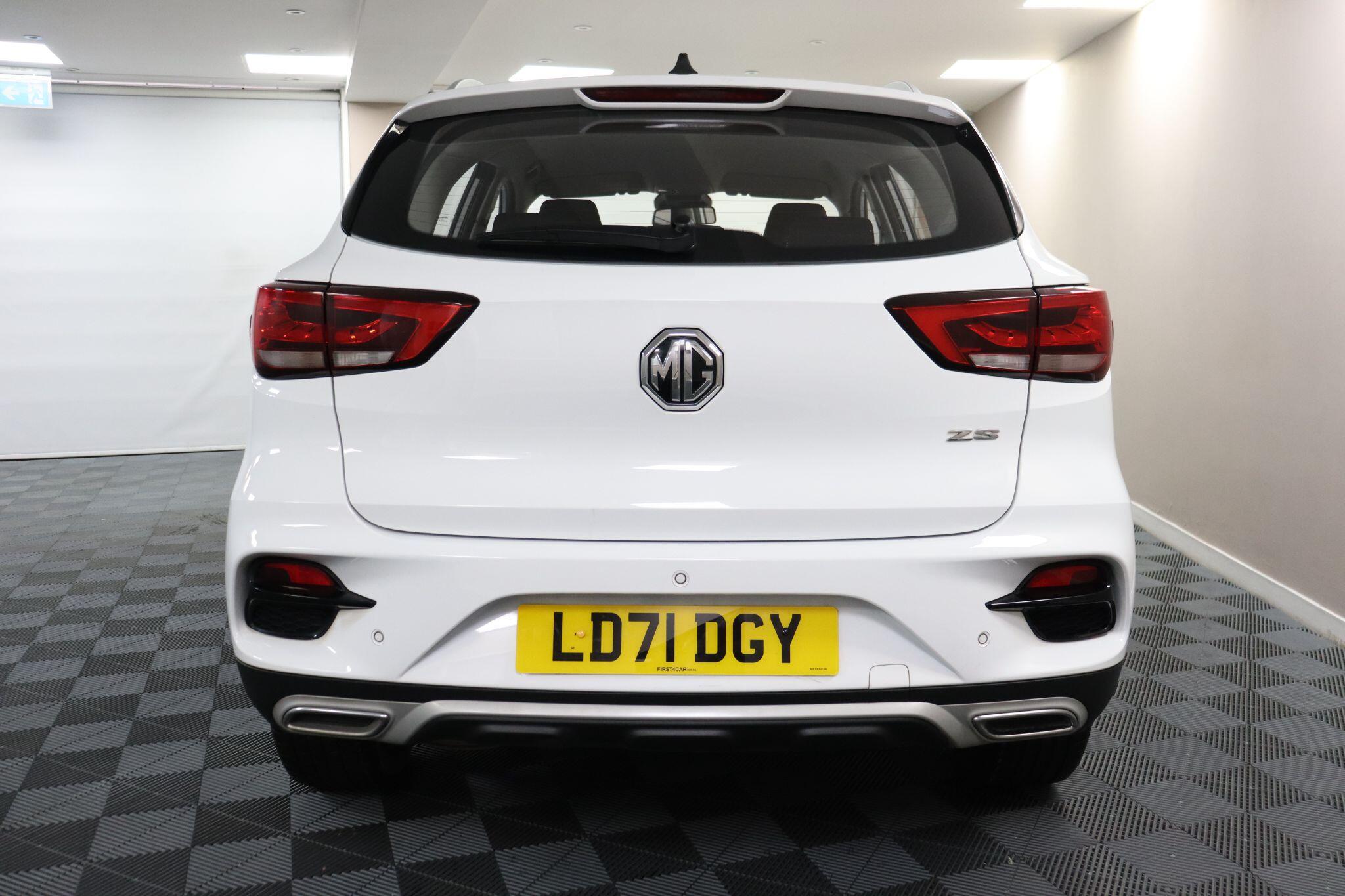 MG MG ZS view 8