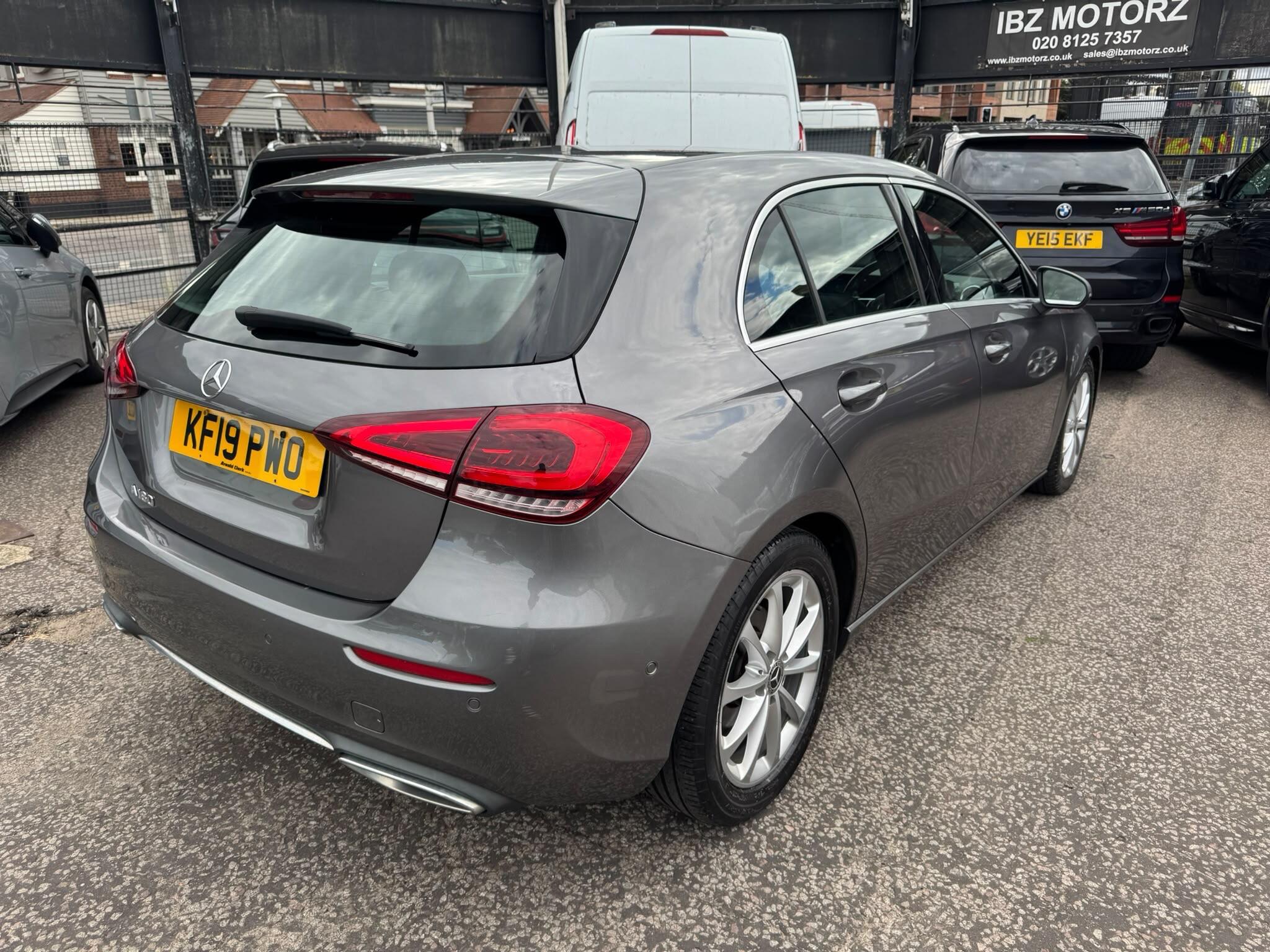 Mercedes-Benz A-Class view 32