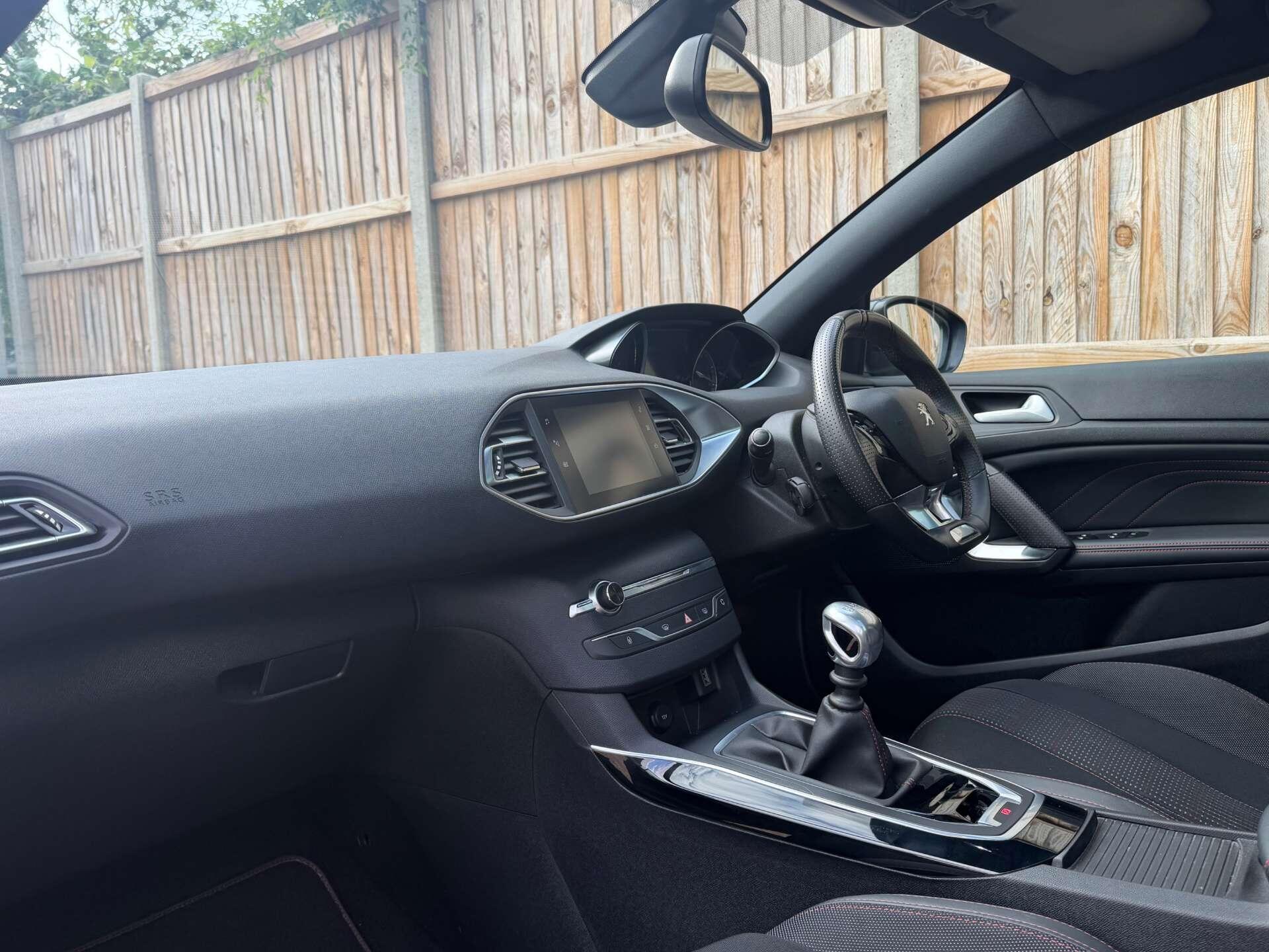 Peugeot 308 SW view 17