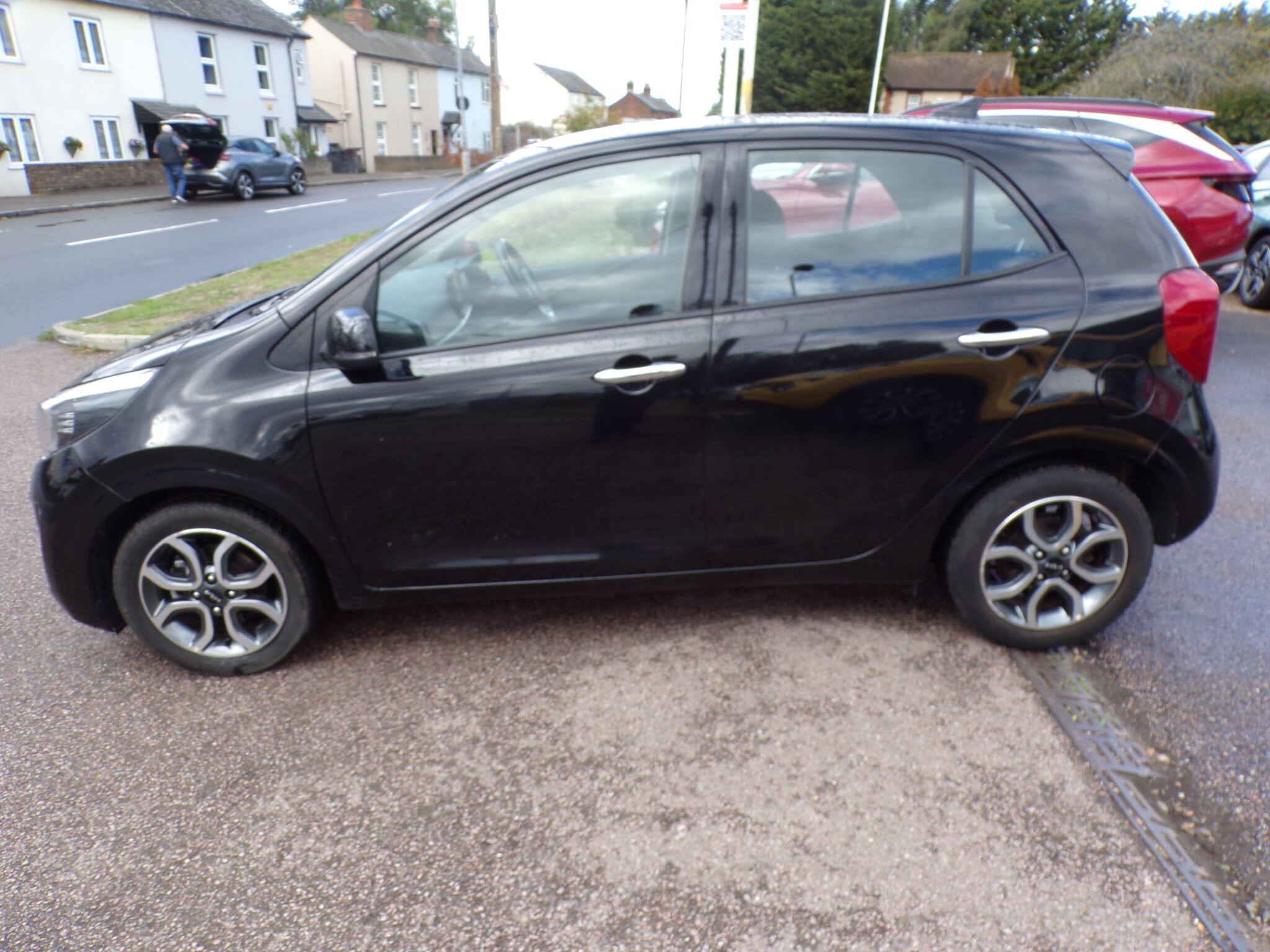 Kia Picanto view 5