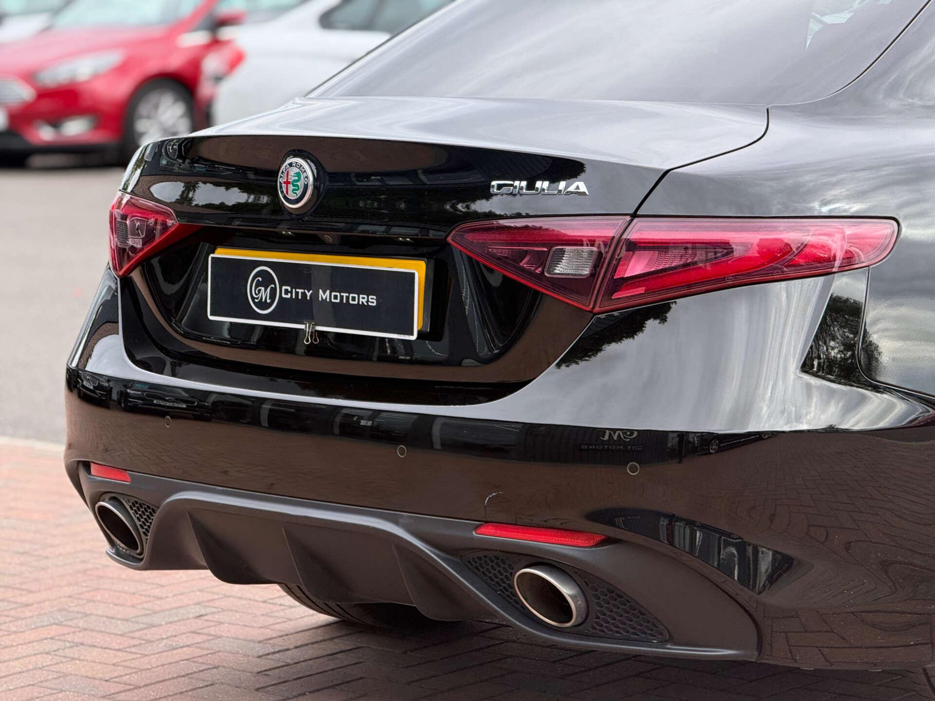 Alfa Romeo Giulia view 20