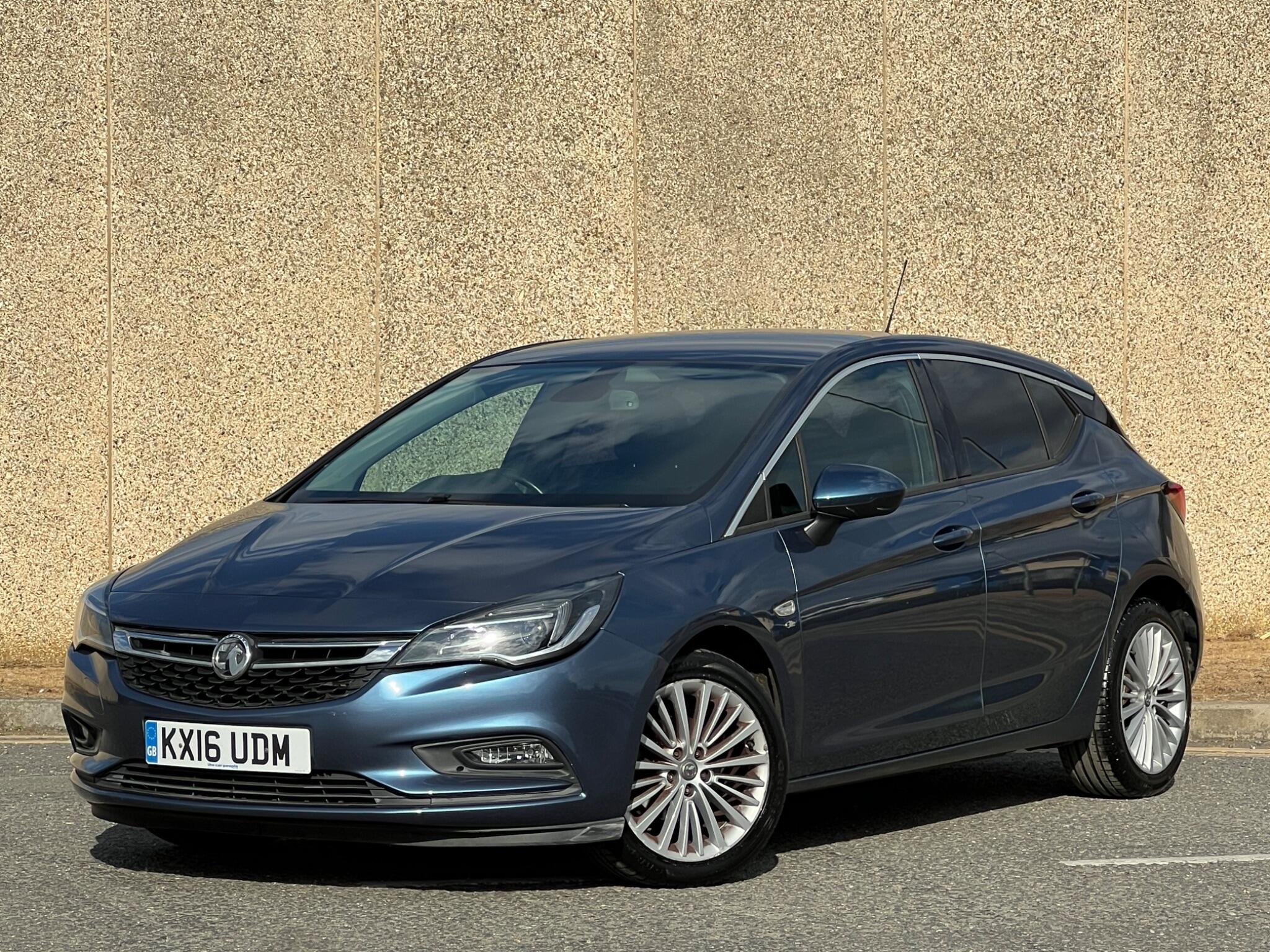 Vauxhall Astra view 6
