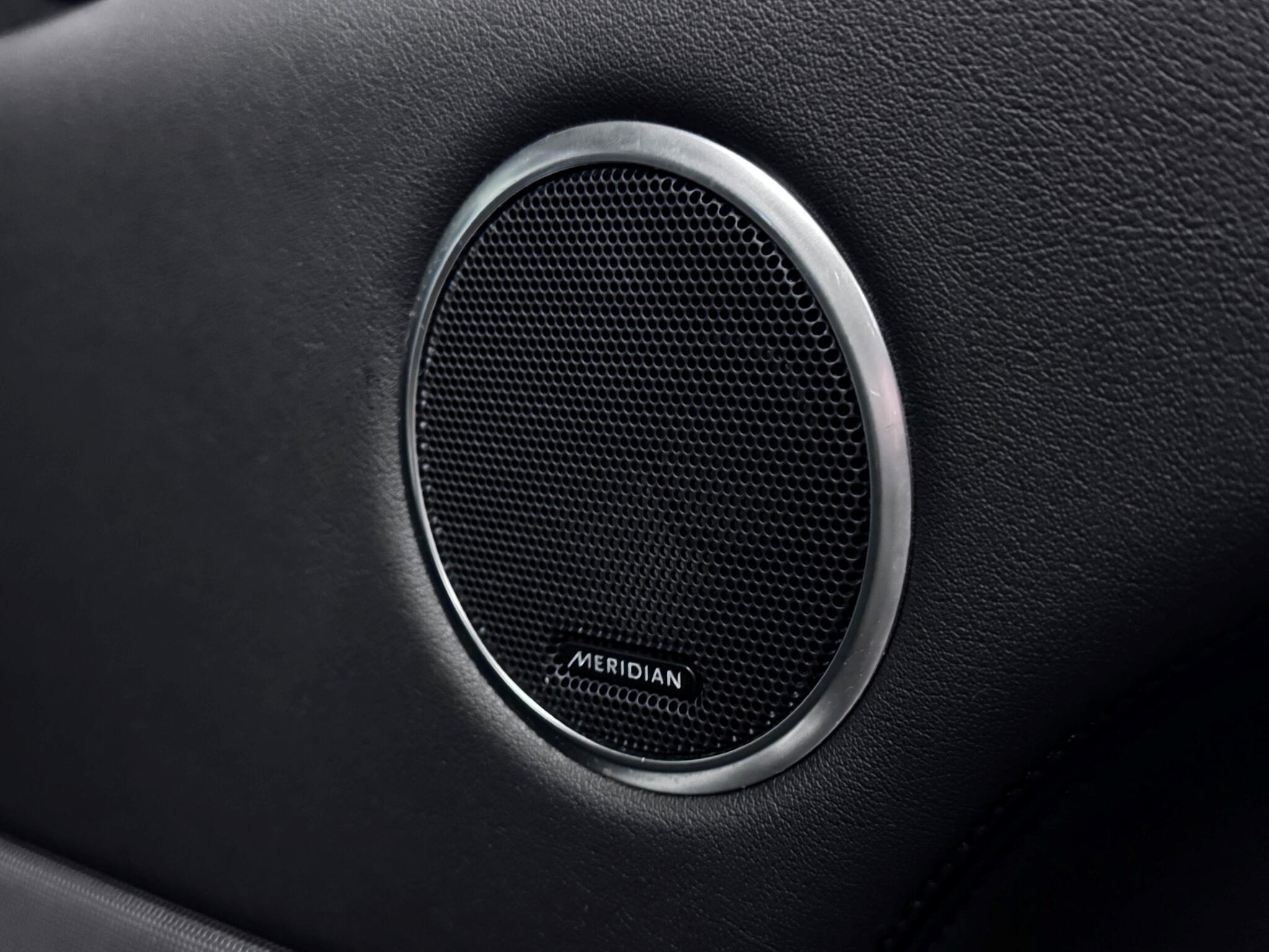 Land Rover Range Rover Sport view 19
