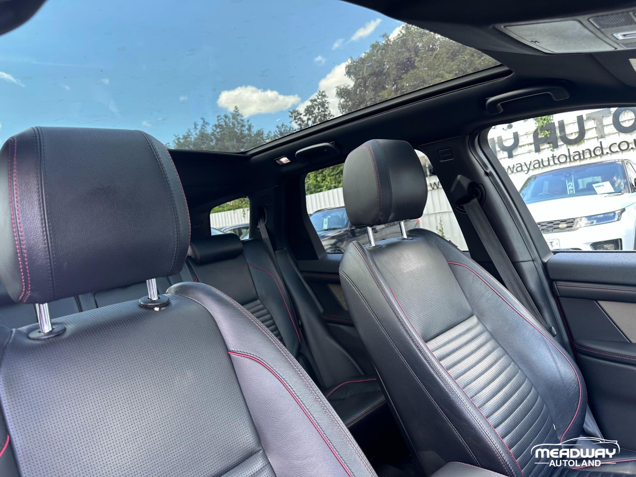 Land Rover Discovery Sport view 39