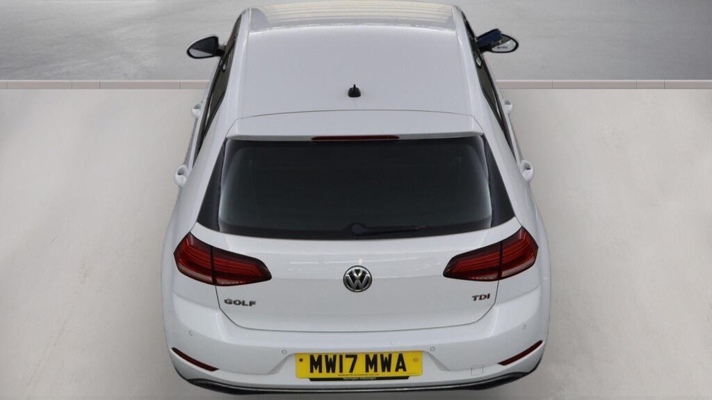 Volkswagen Golf view 13