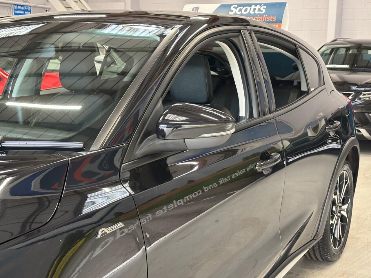 Ford Focus view 53