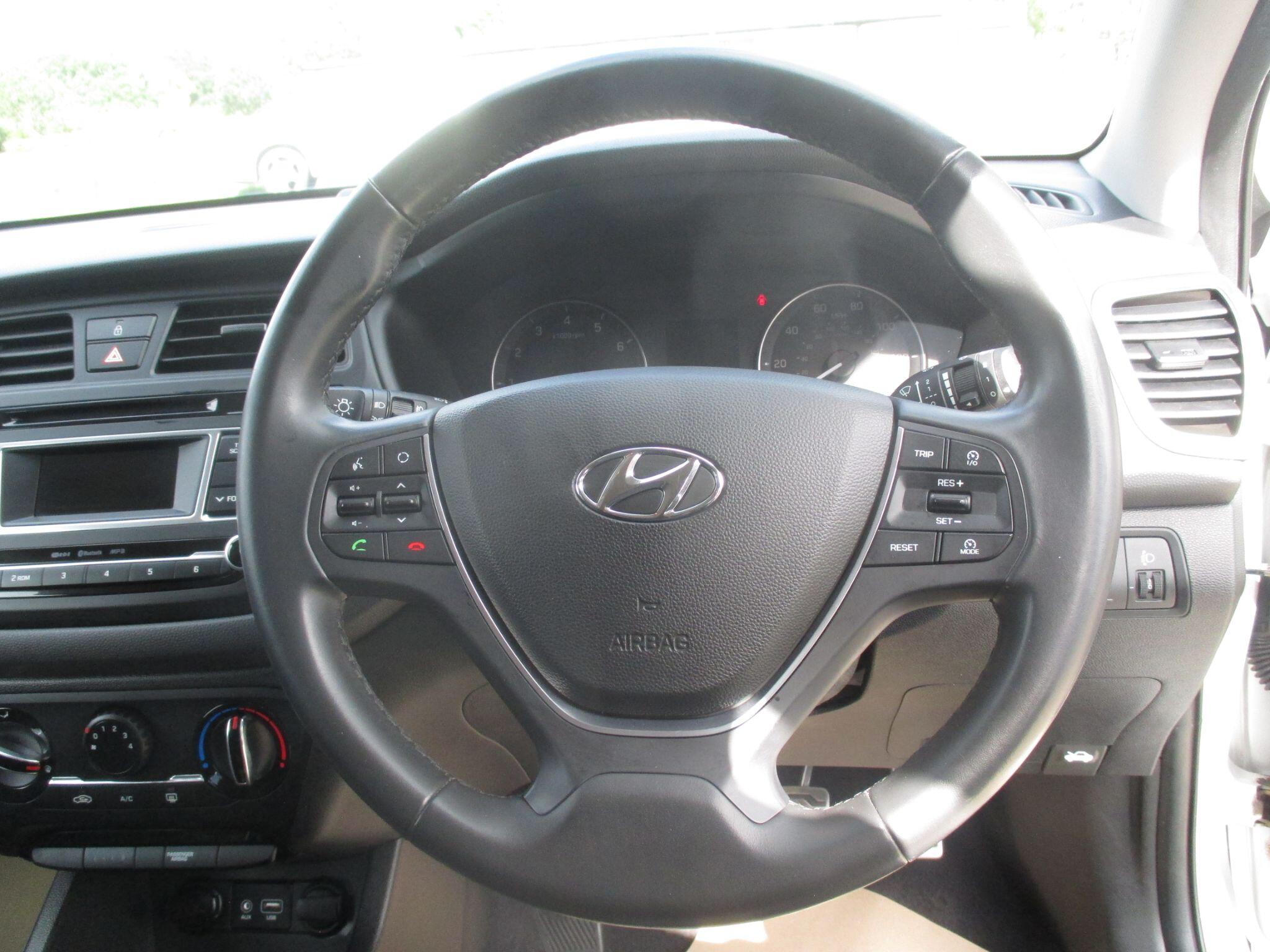 Hyundai I20 view 35