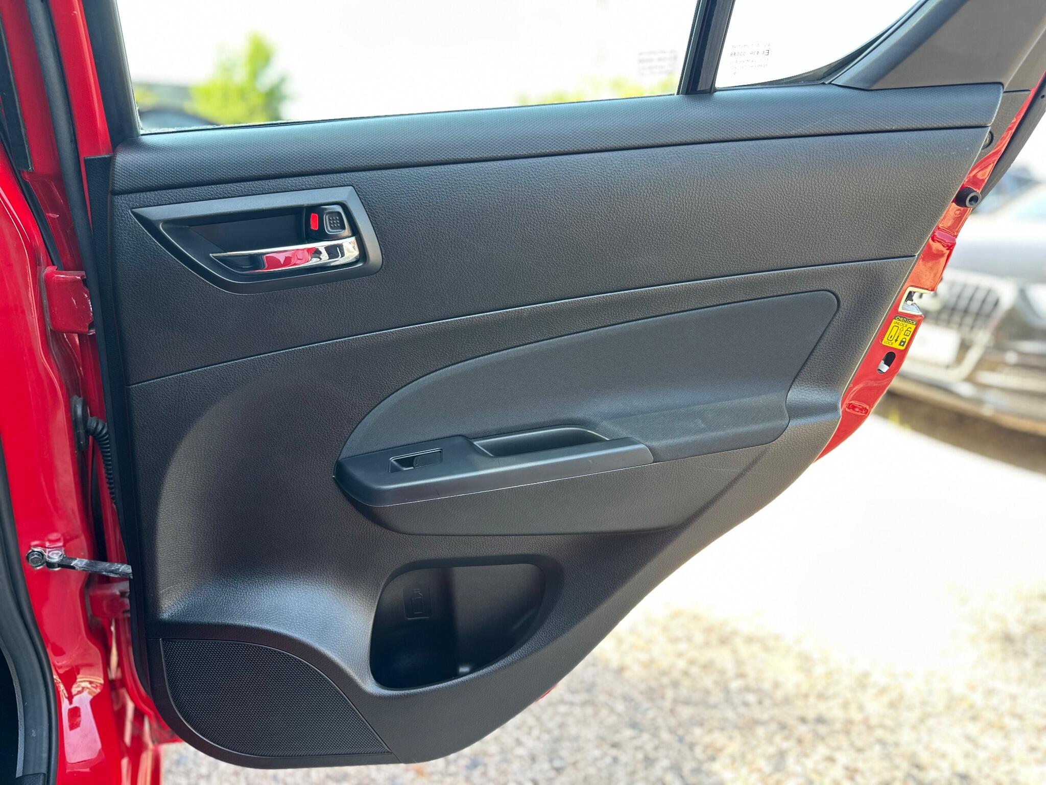 Suzuki Swift view 52
