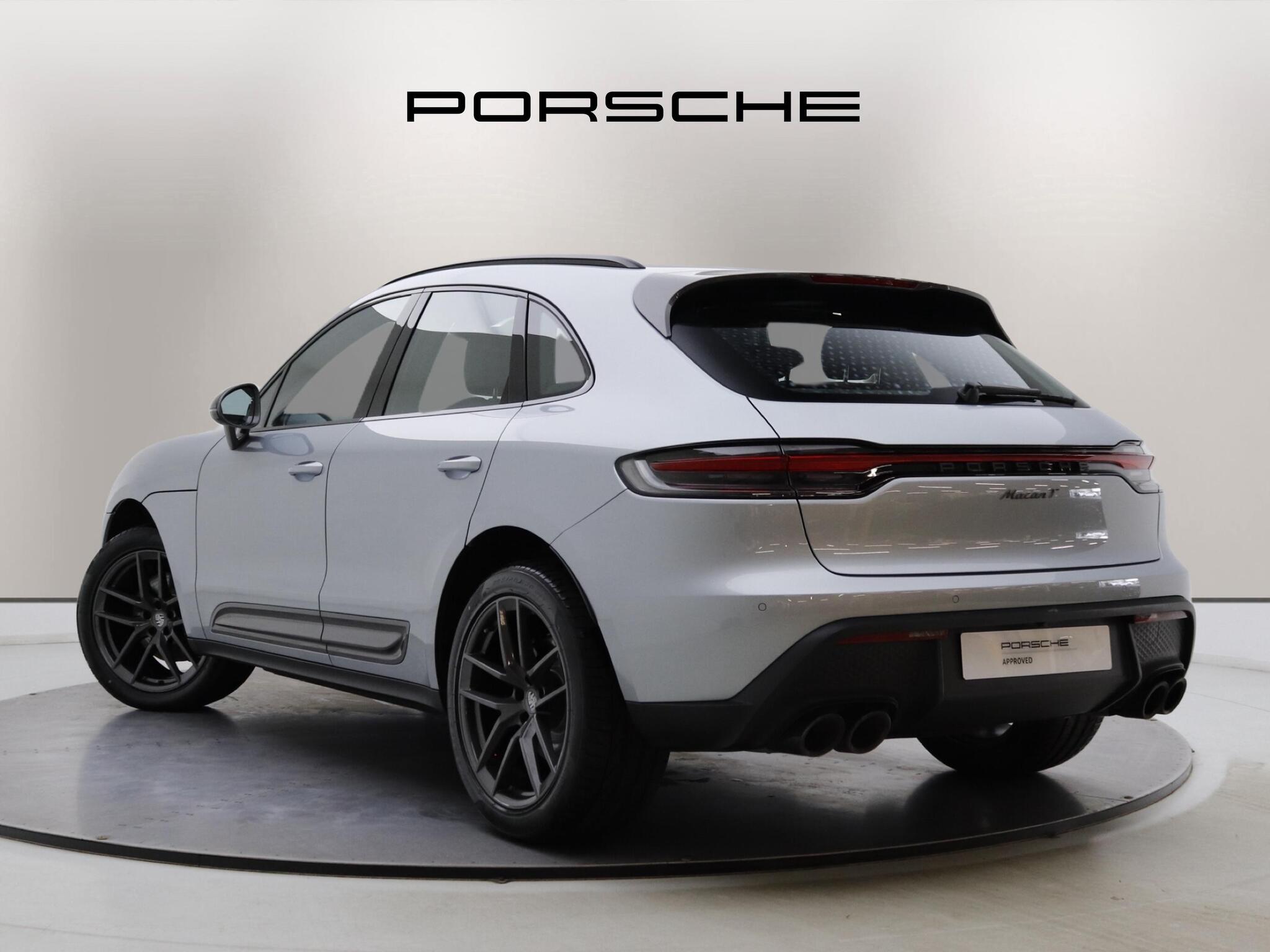 Porsche Macan view 2