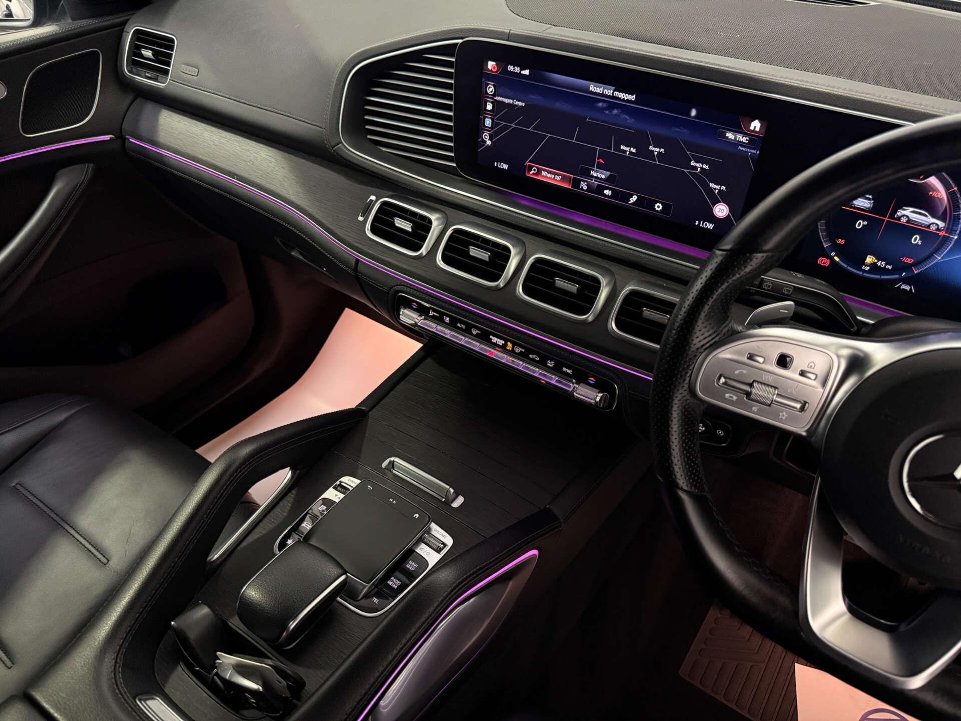 Mercedes-Benz Gle view 22
