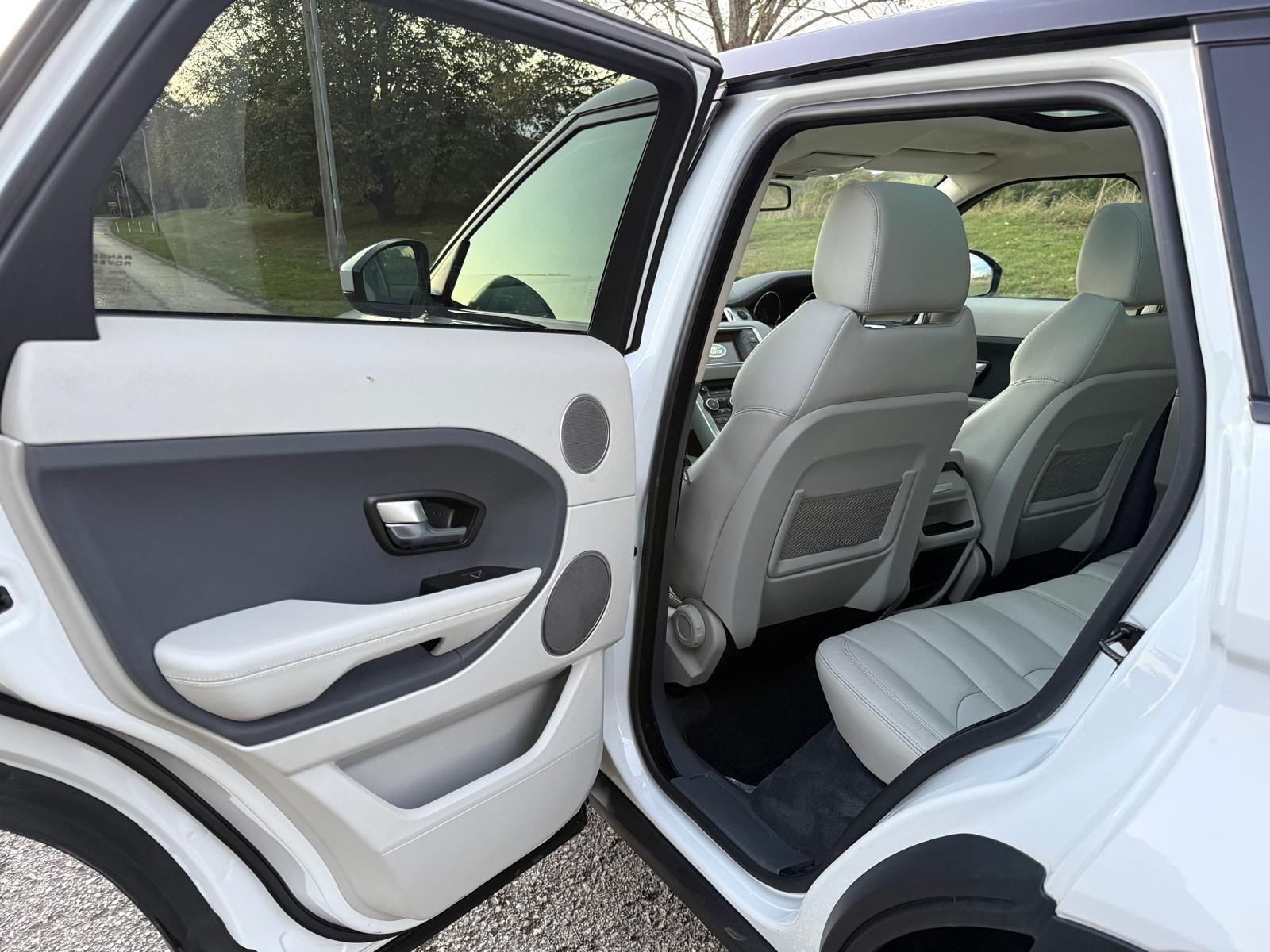 Land Rover Range Rover Evoque - Image 30