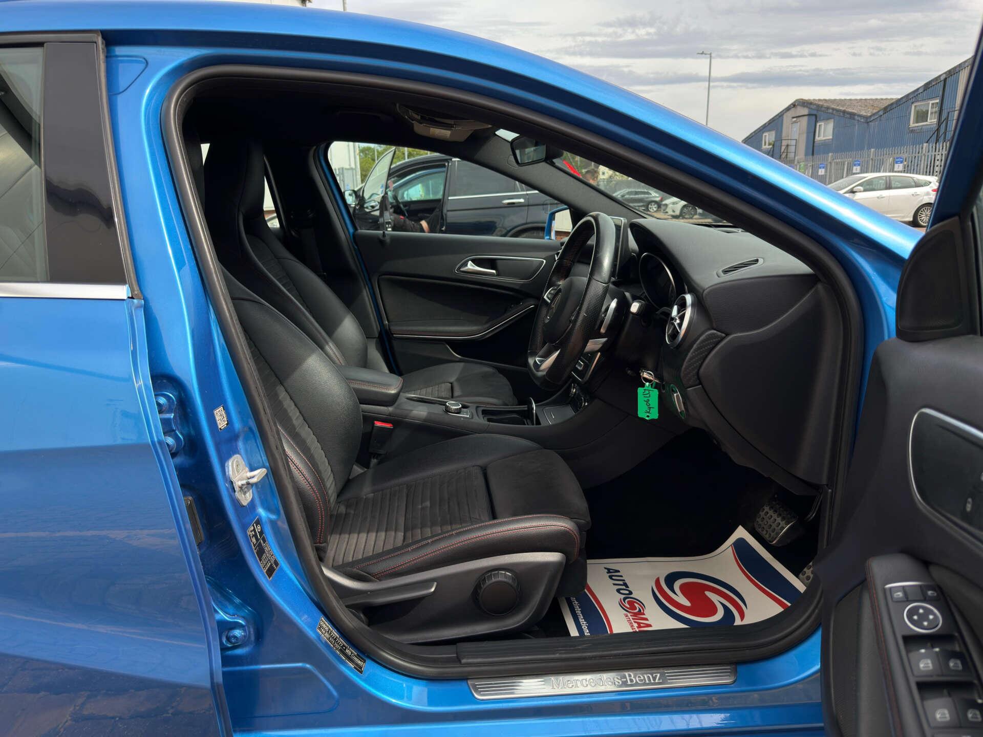 Mercedes-Benz A Class view 24