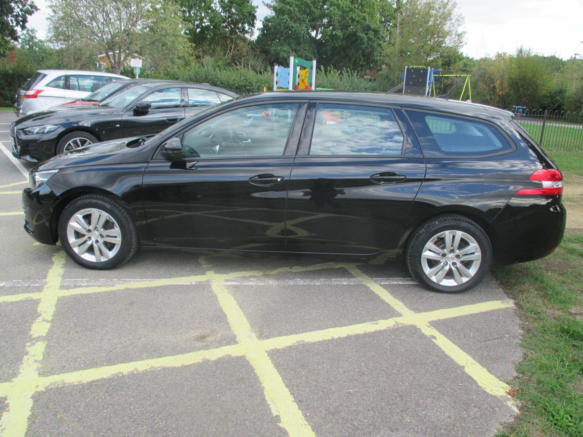 Peugeot 308 SW view 21