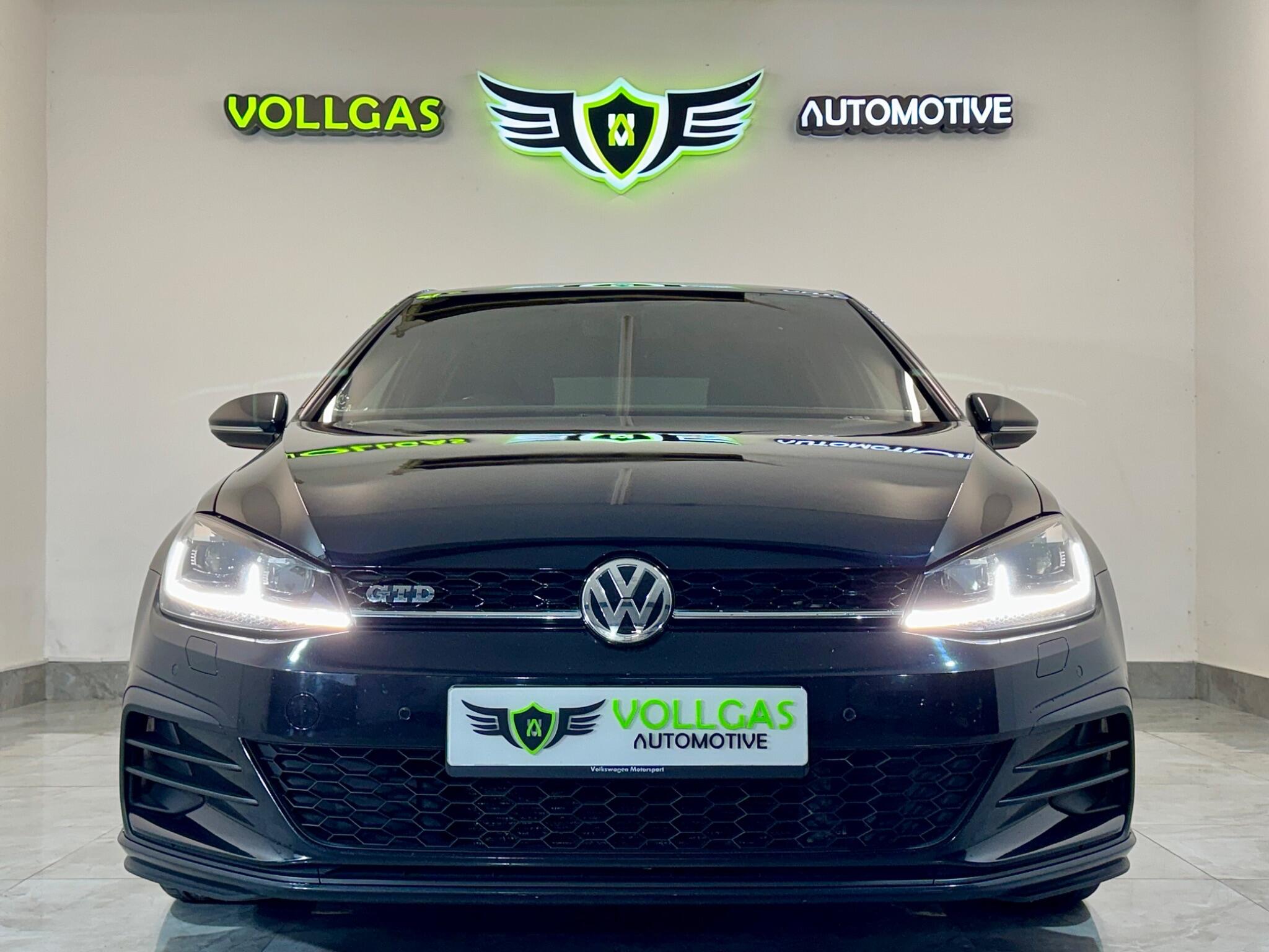 Volkswagen Golf view 14