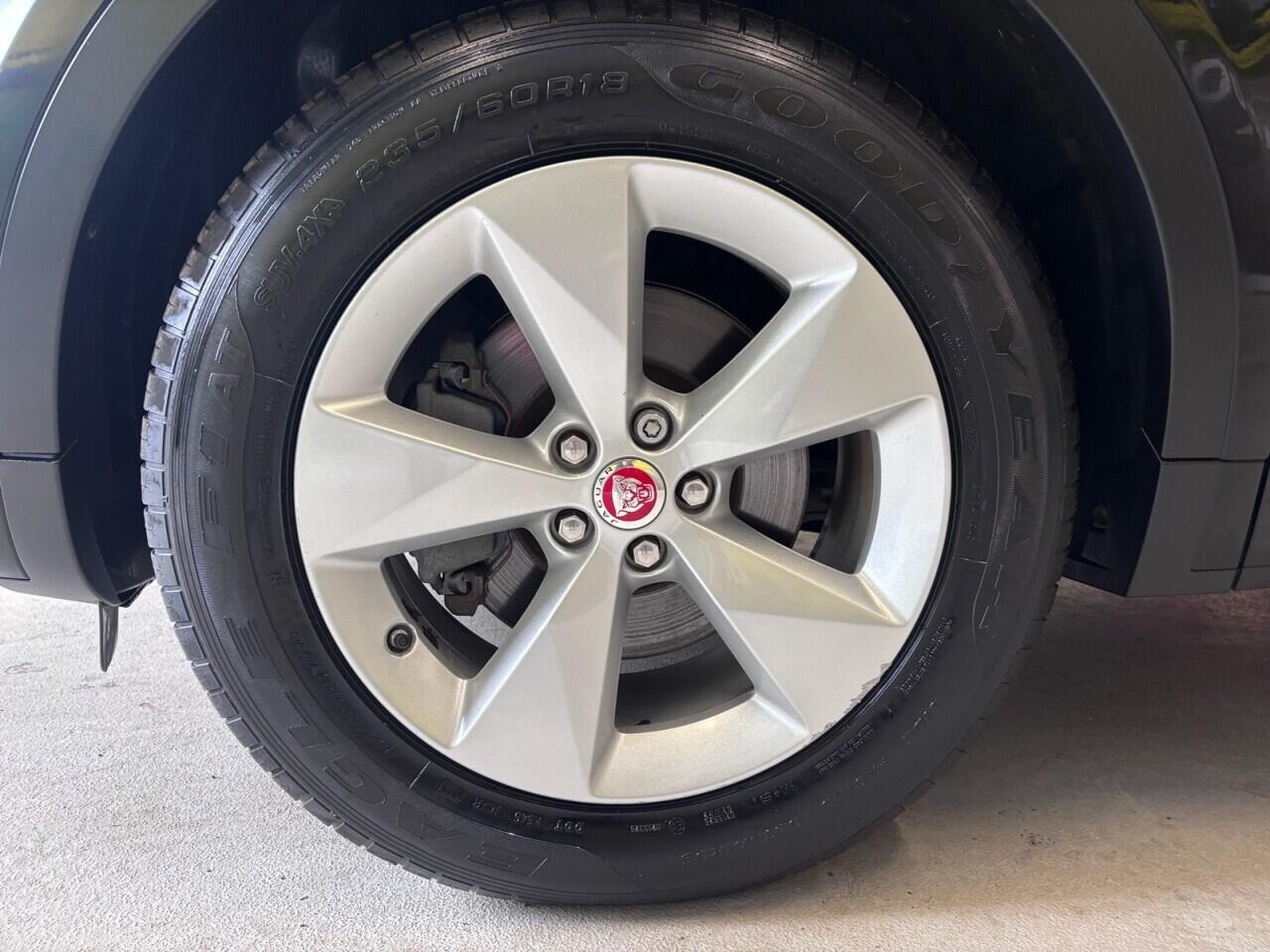 Jaguar E-Pace view 9