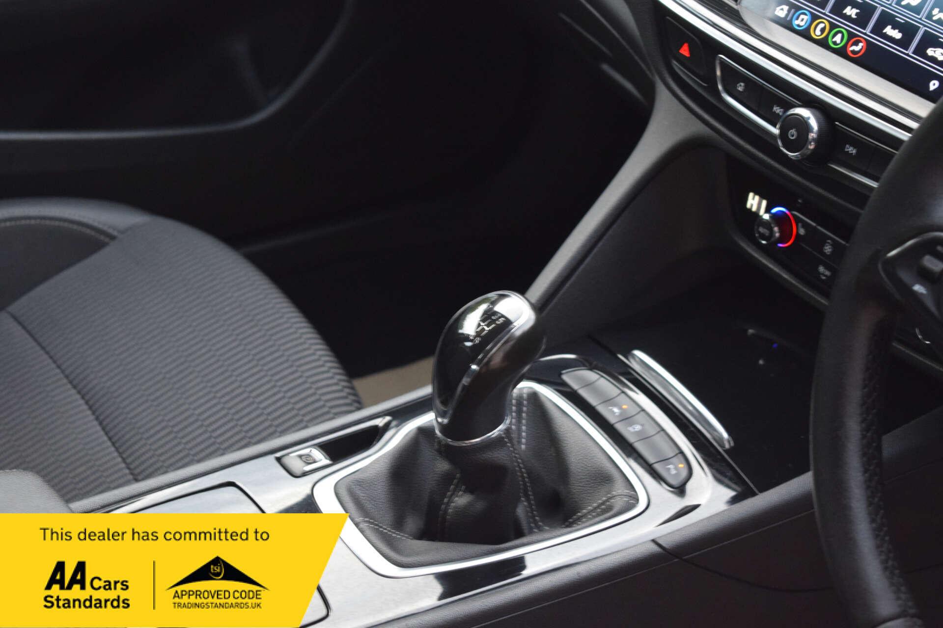 Vauxhall Insignia view 46
