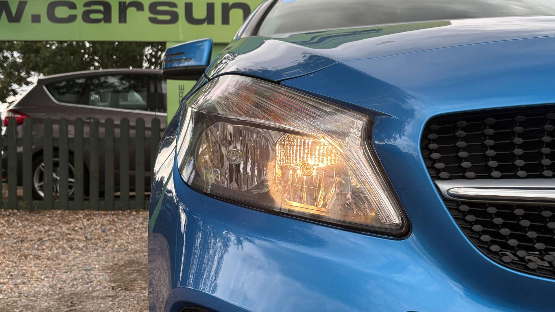 Mercedes-Benz A-Class view 40