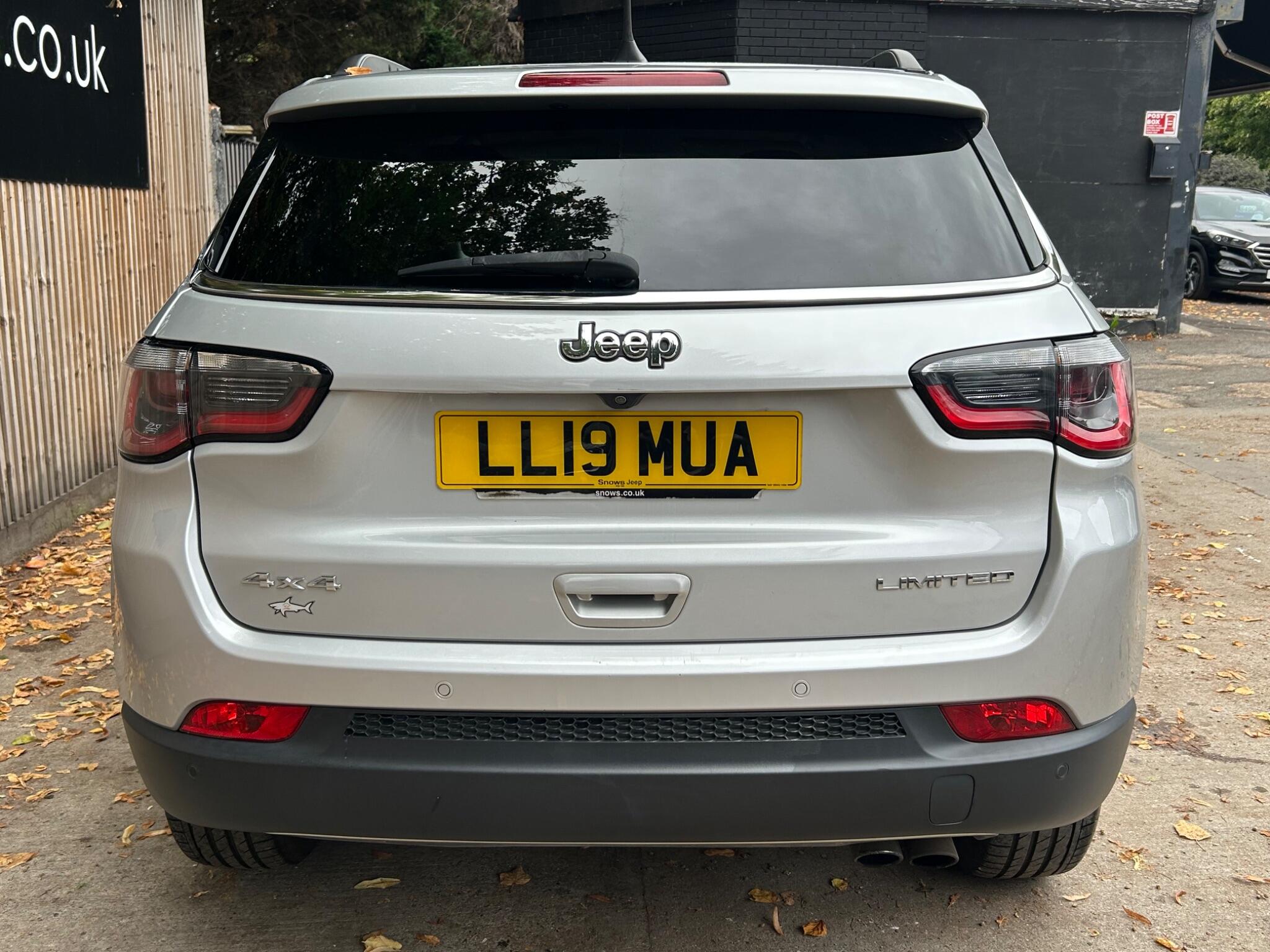 Jeep Compass view 15