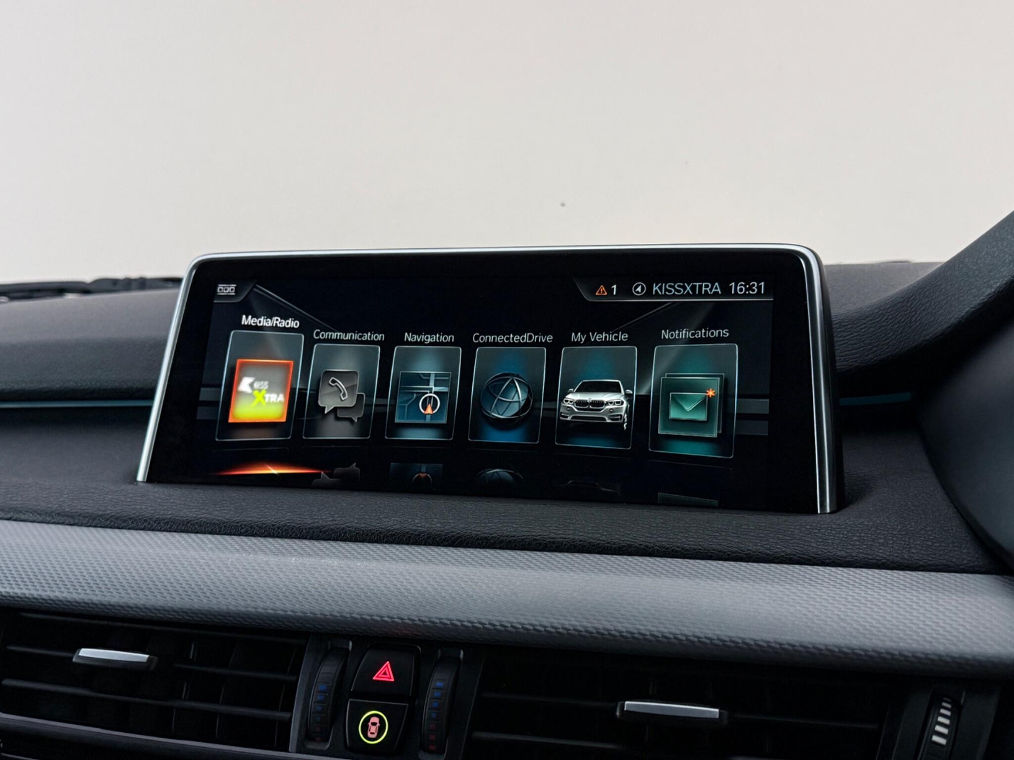 BMW X5 view 27