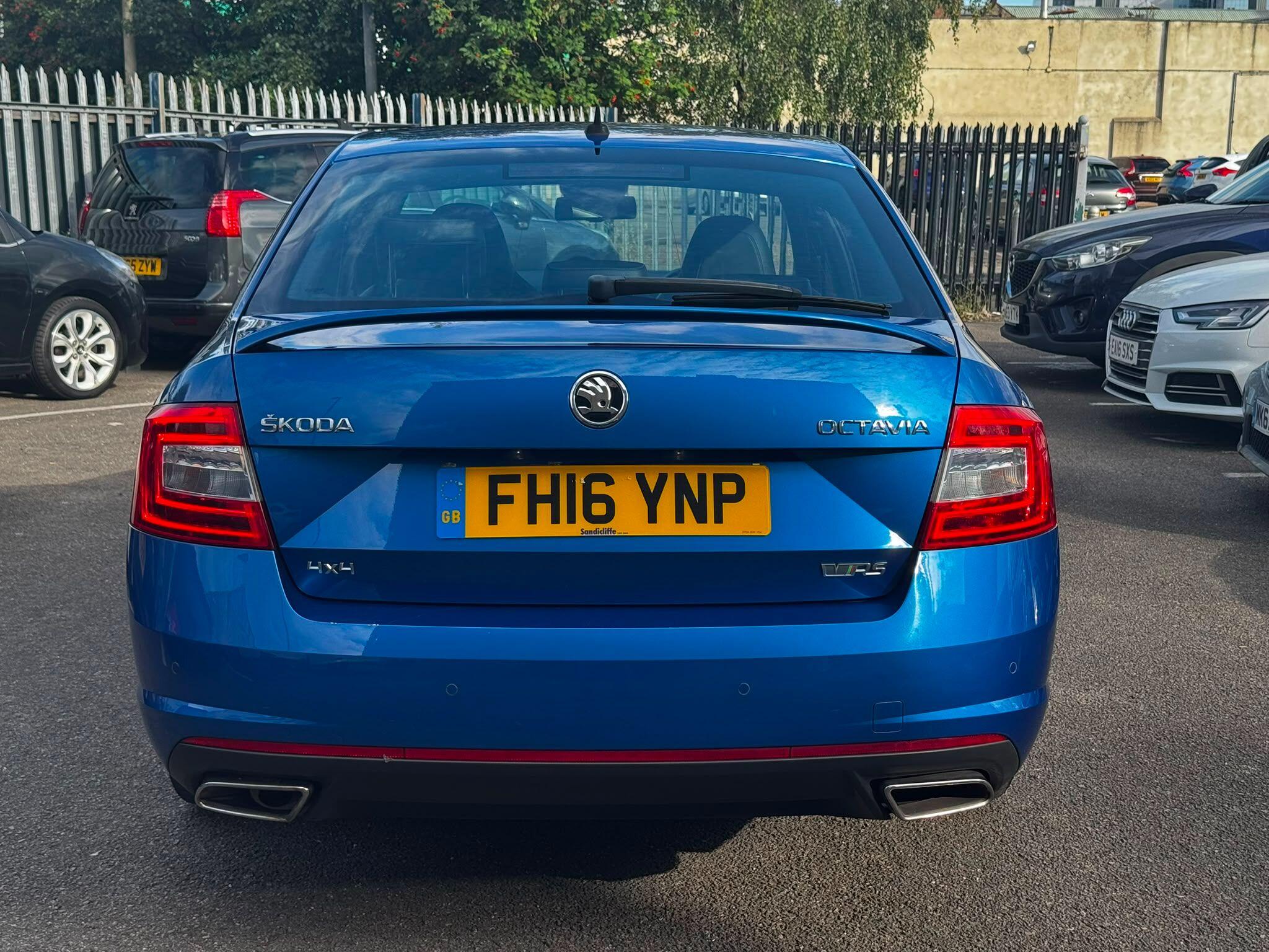 Skoda Octavia view 8
