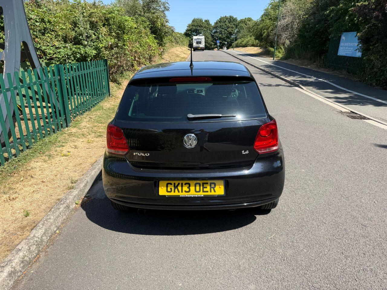 Volkswagen Polo view 9