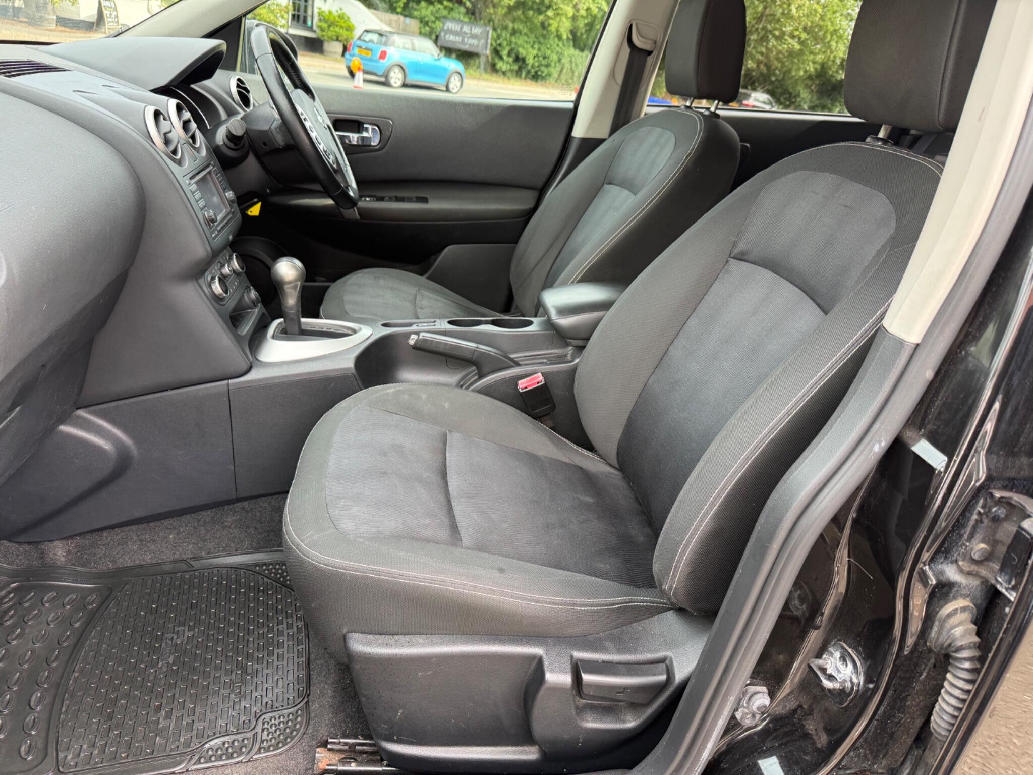 Nissan Qashqai view 38