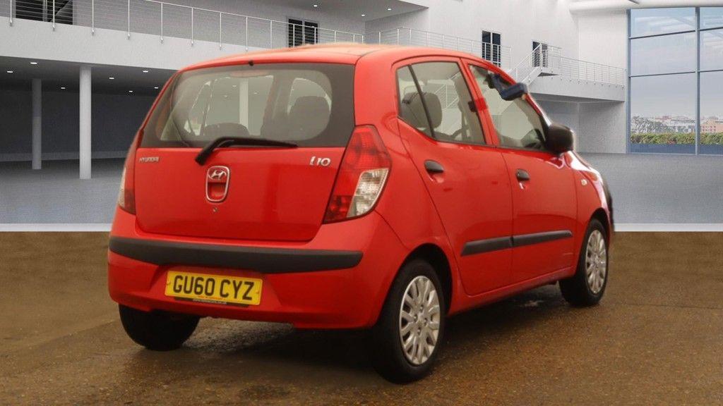 Hyundai i10 view 4