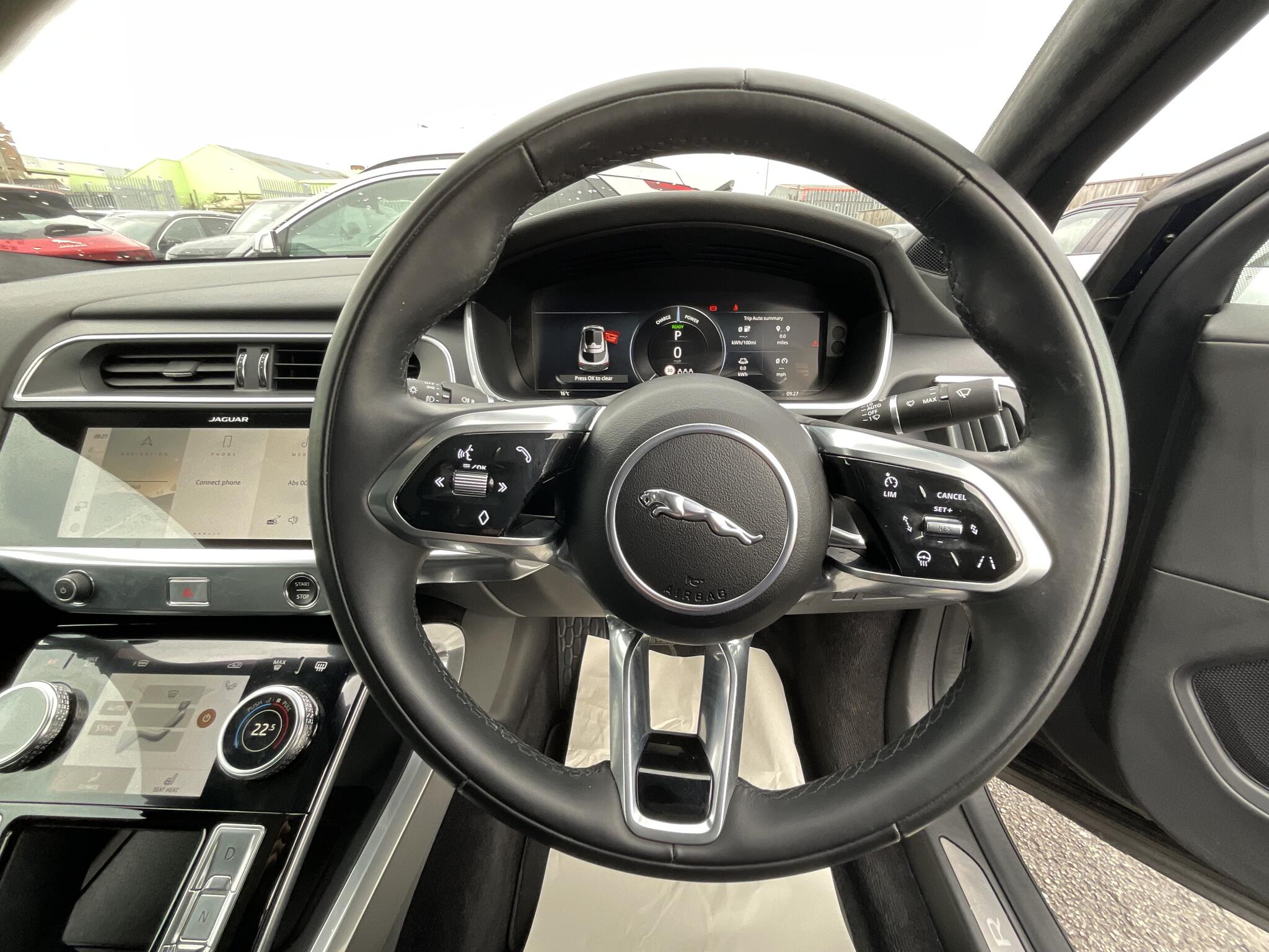 Jaguar I-Pace view 22