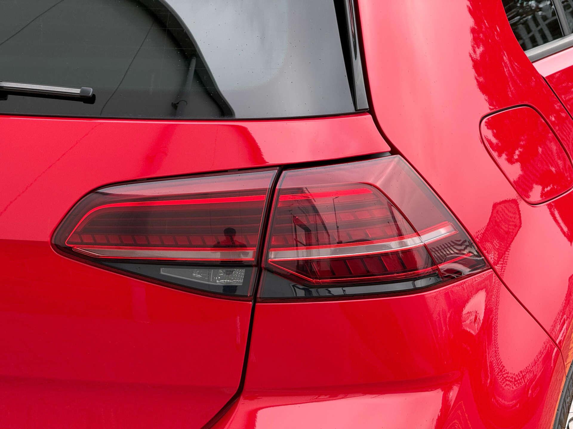Volkswagen Golf view 25