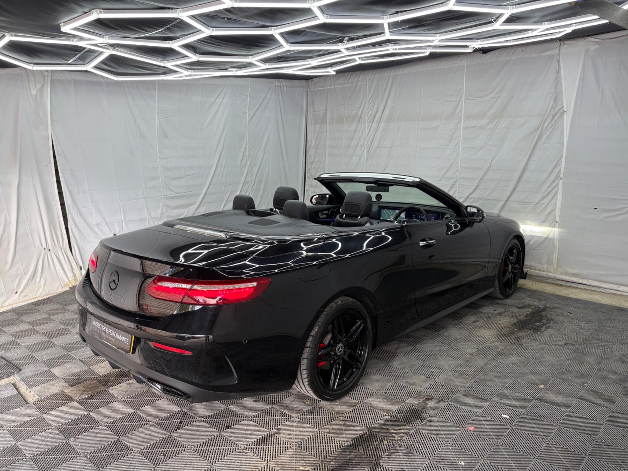Mercedes-Benz E-Class view 10
