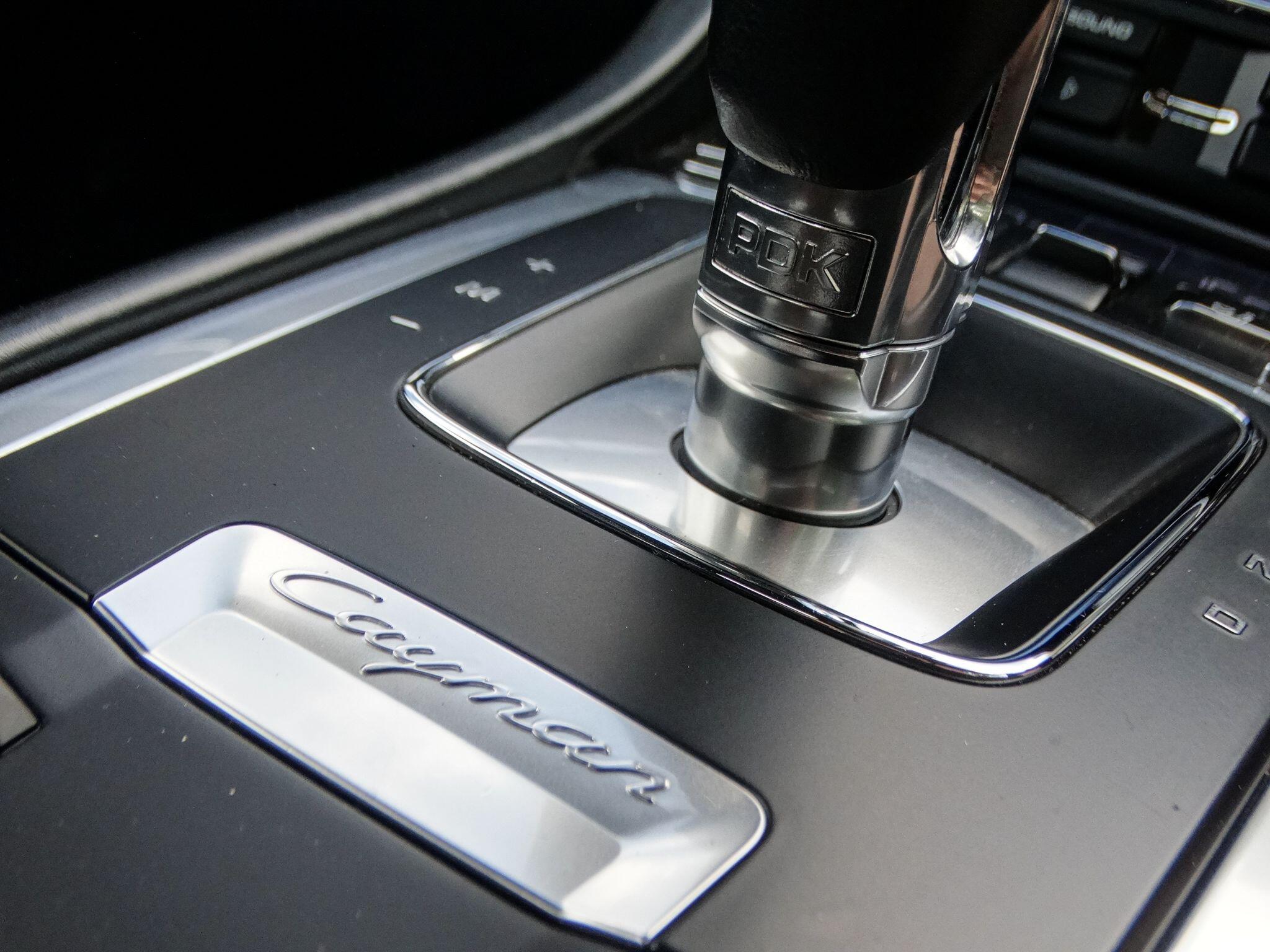 Porsche Cayman view 26