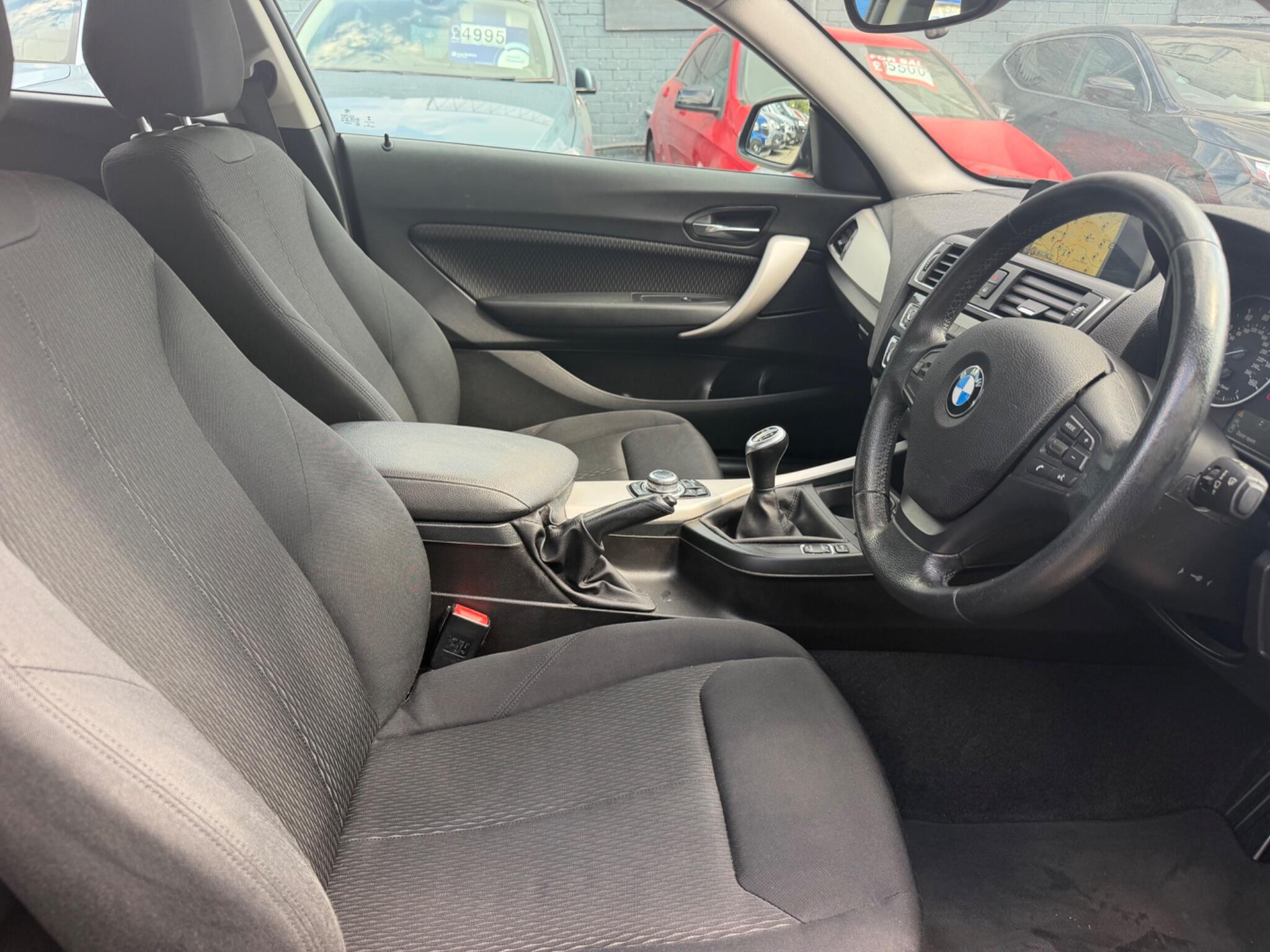 BMW 1 Series view 10