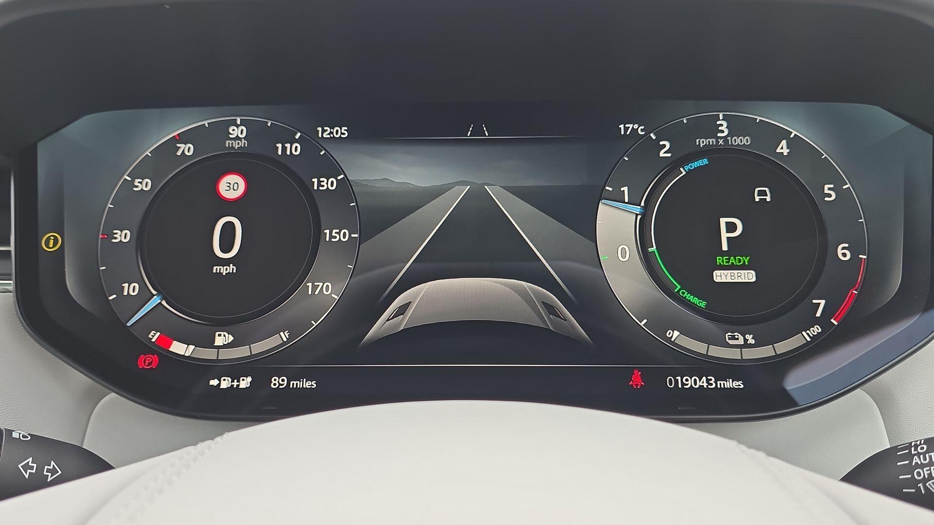Land Rover Range Rover Sport view 16