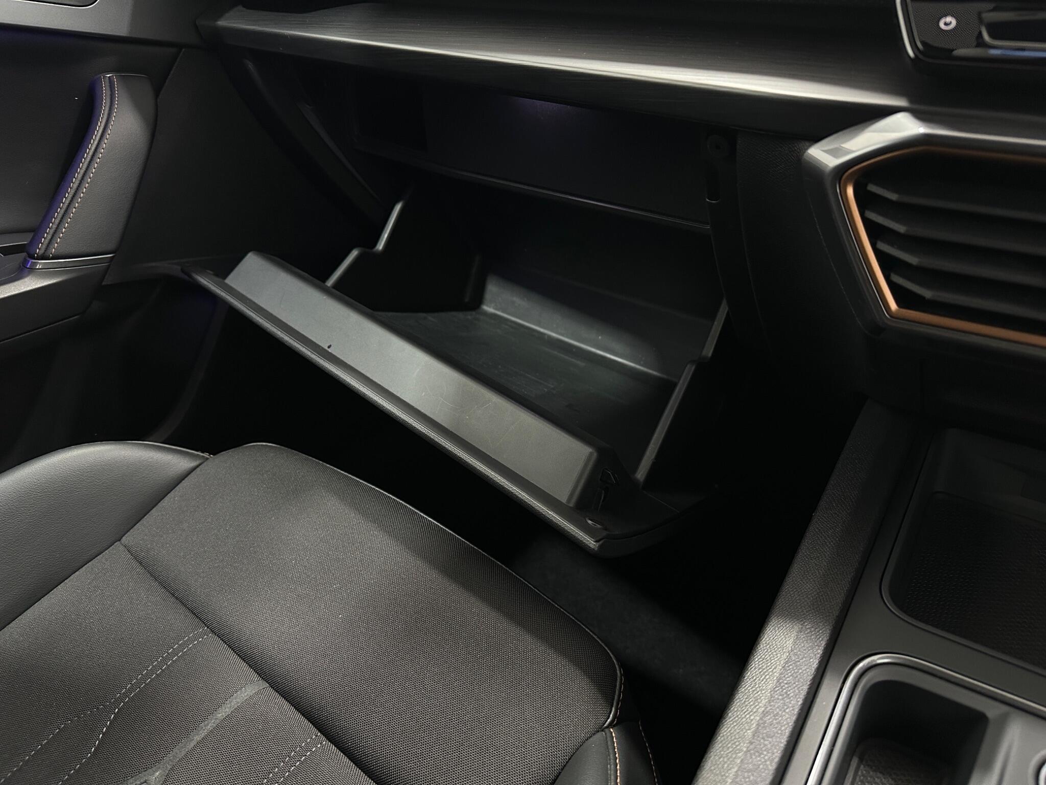 CUPRA Leon view 27