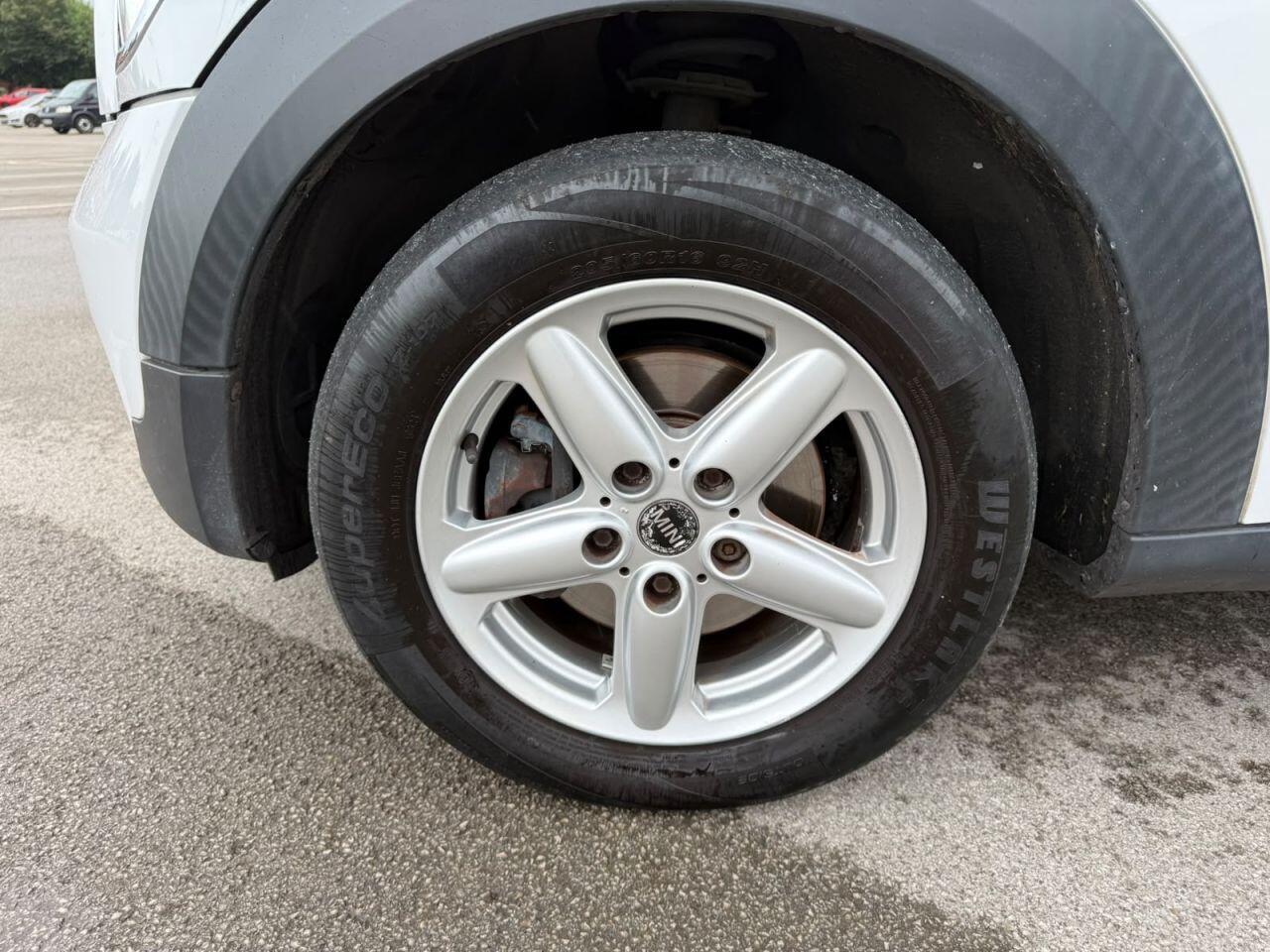Mini Countryman view 19