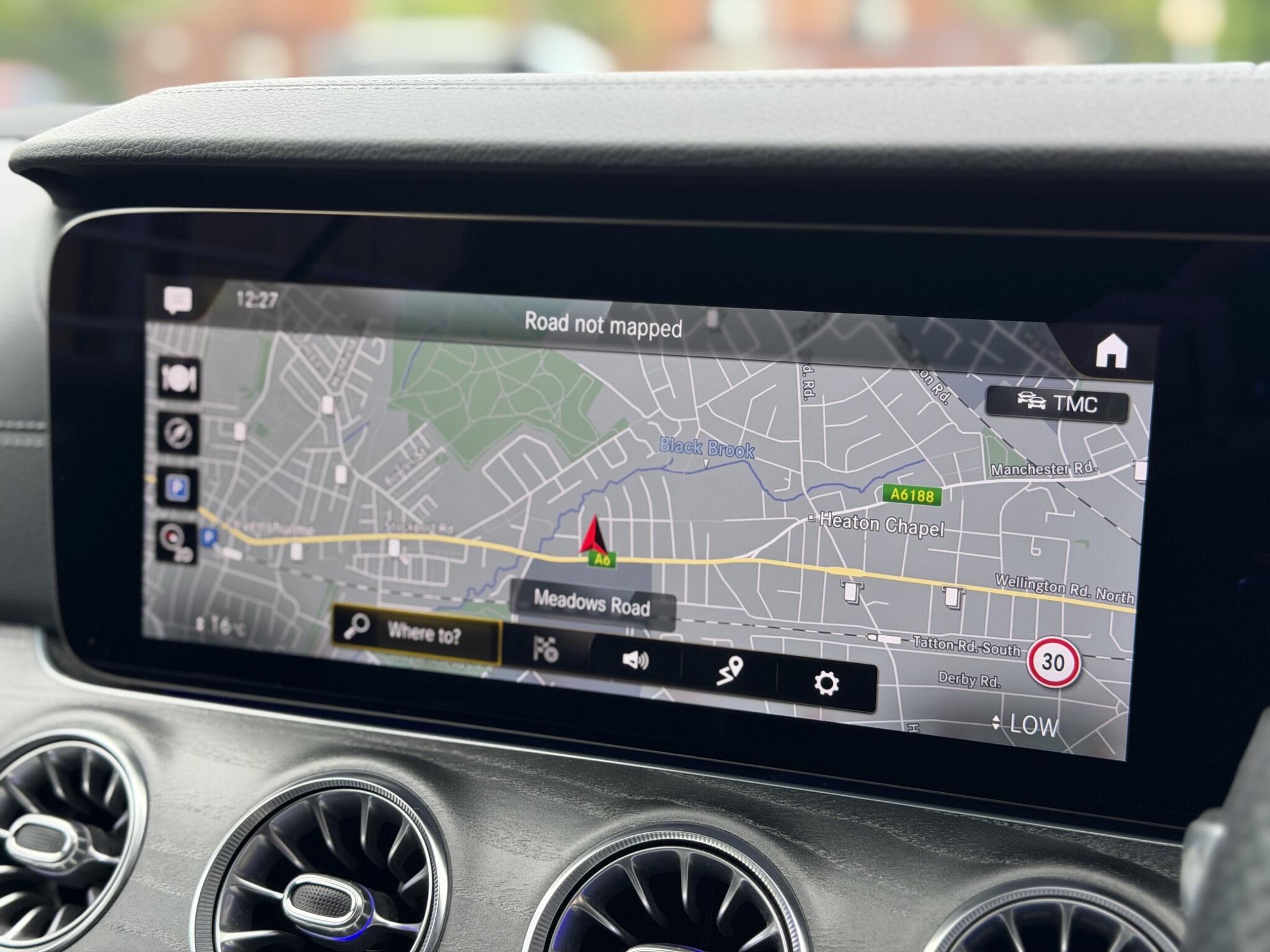 Mercedes-Benz E-Class view 31