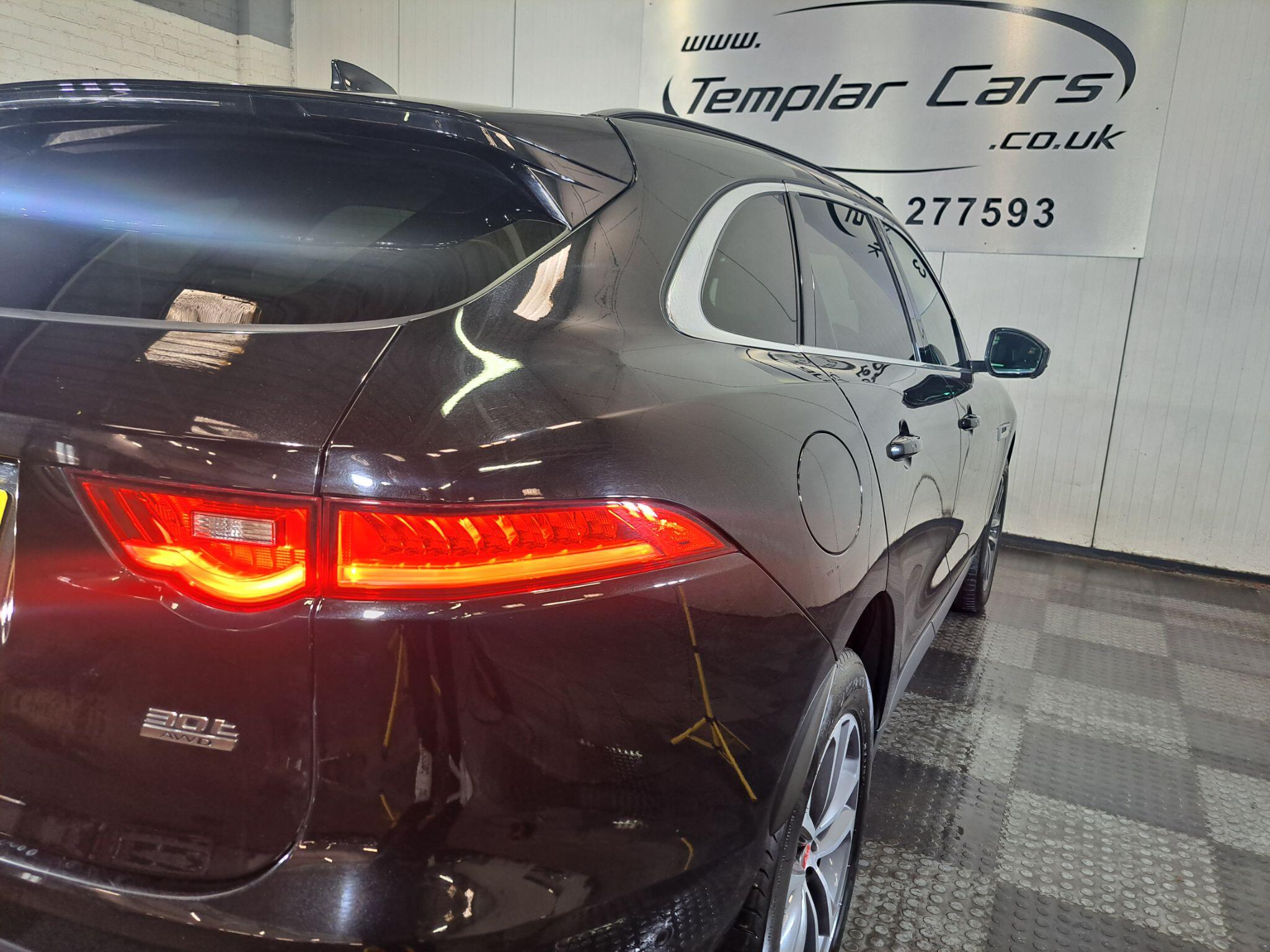 Jaguar F-Pace view 12